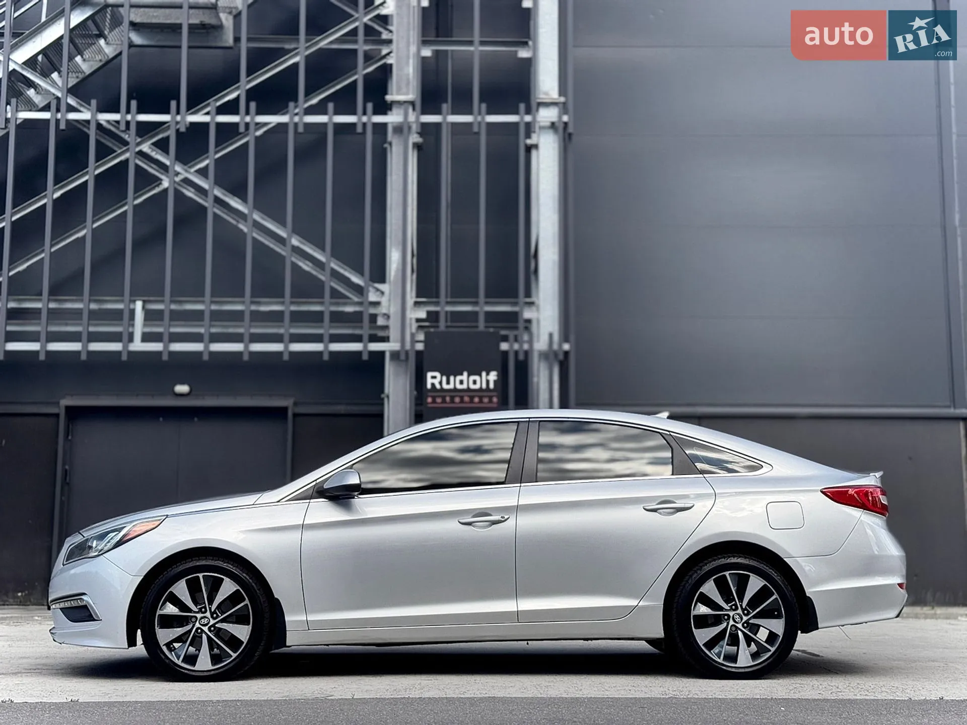 2015 Hyundai Sonata - мініатюра 15