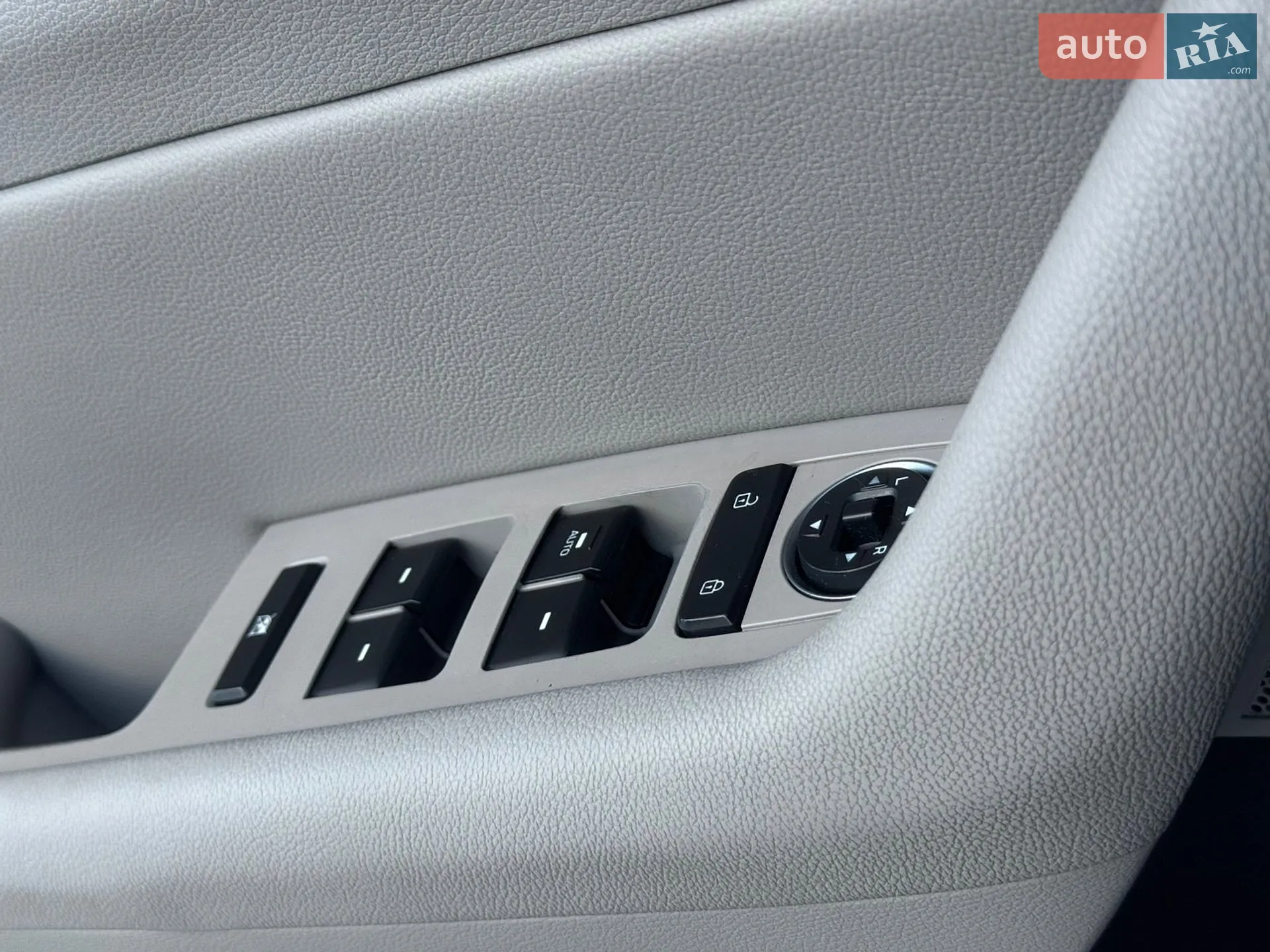 2015 Hyundai Sonata - мініатюра 27