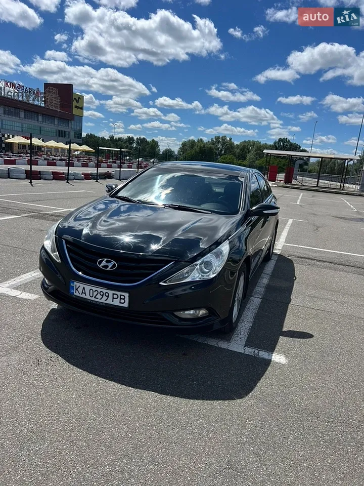2010 Hyundai Sonata - мініатюра 23