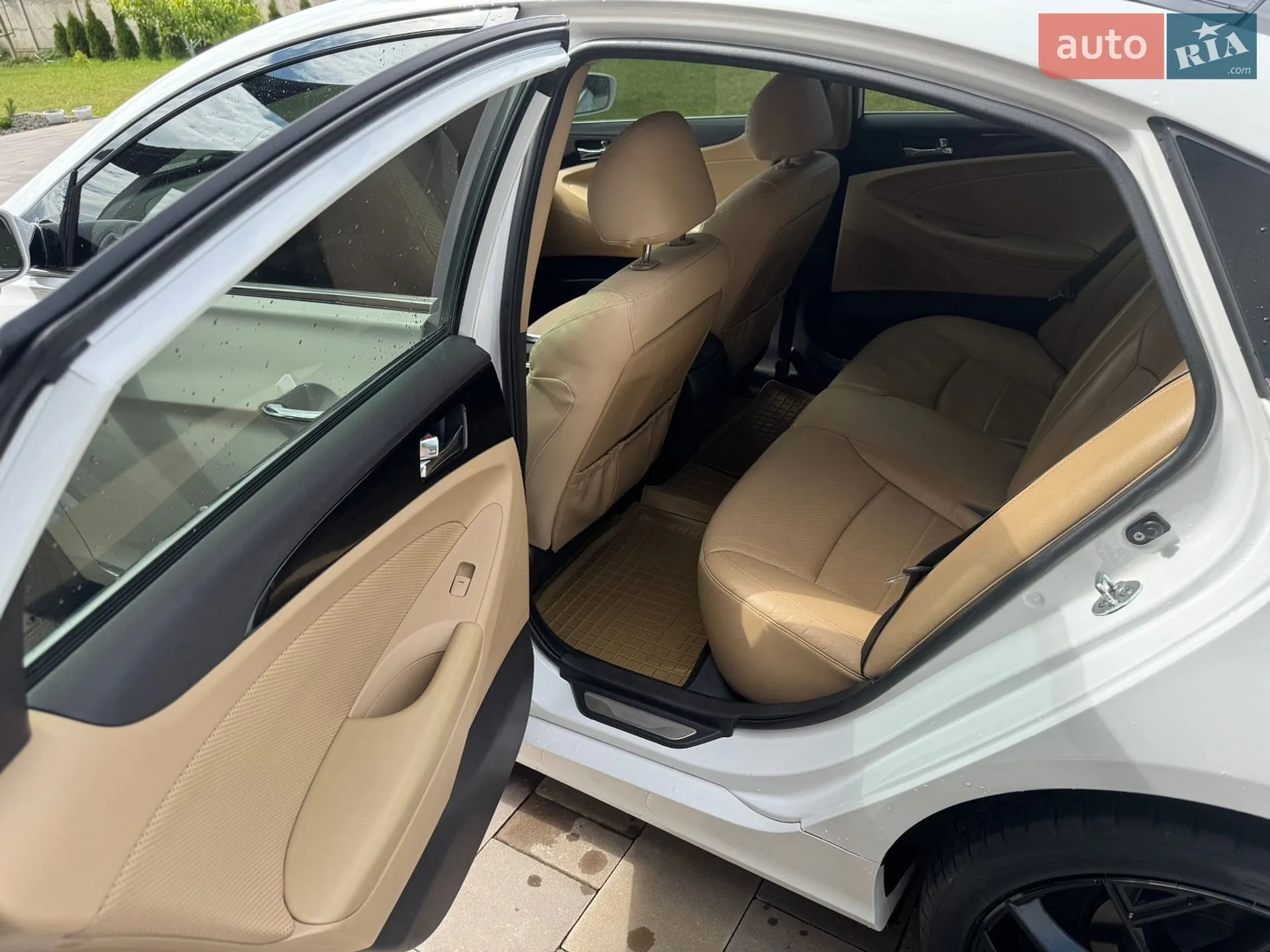 2011 Hyundai Sonata - мініатюра 47