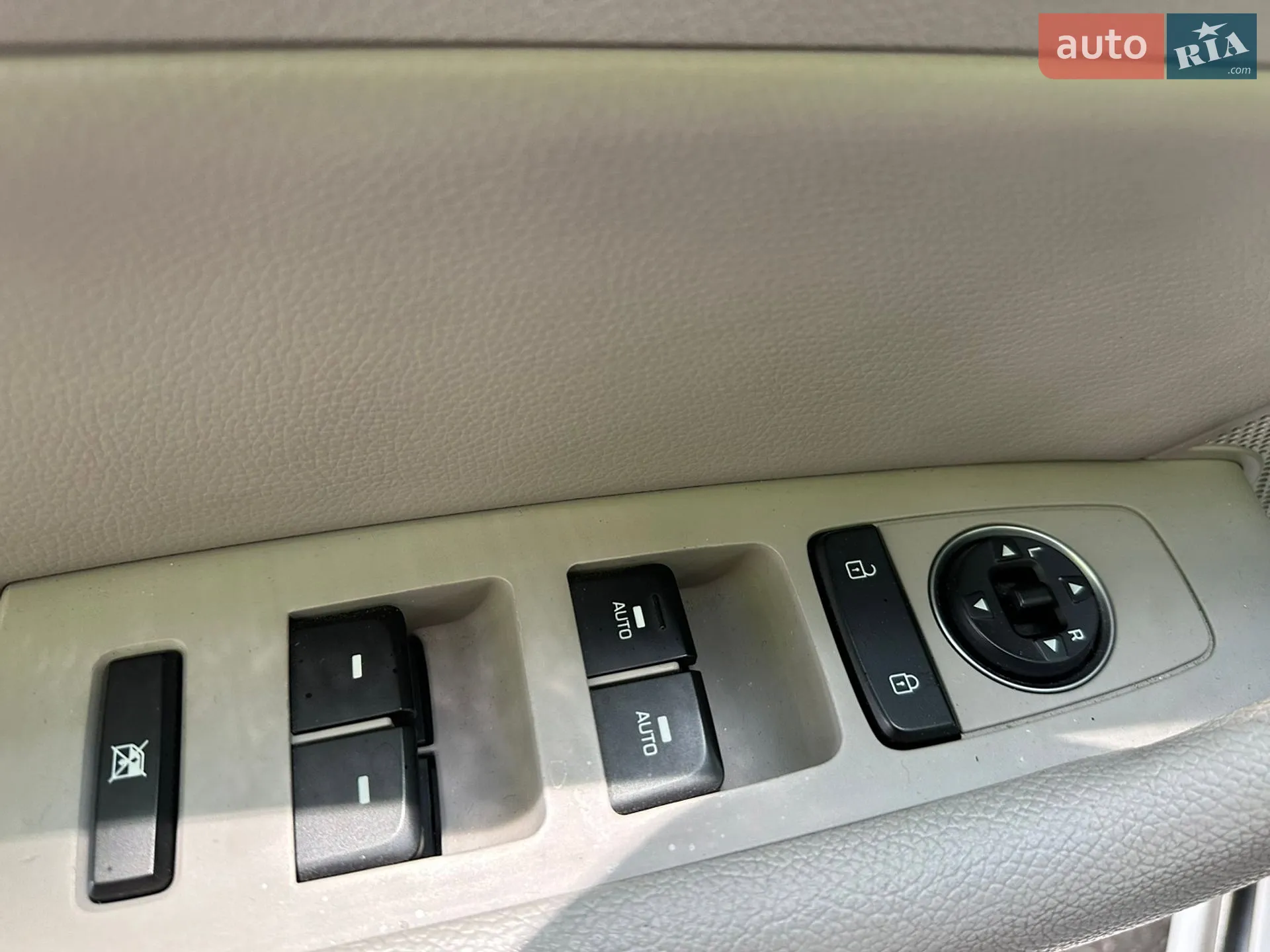 2018 Hyundai Sonata - мініатюра 19