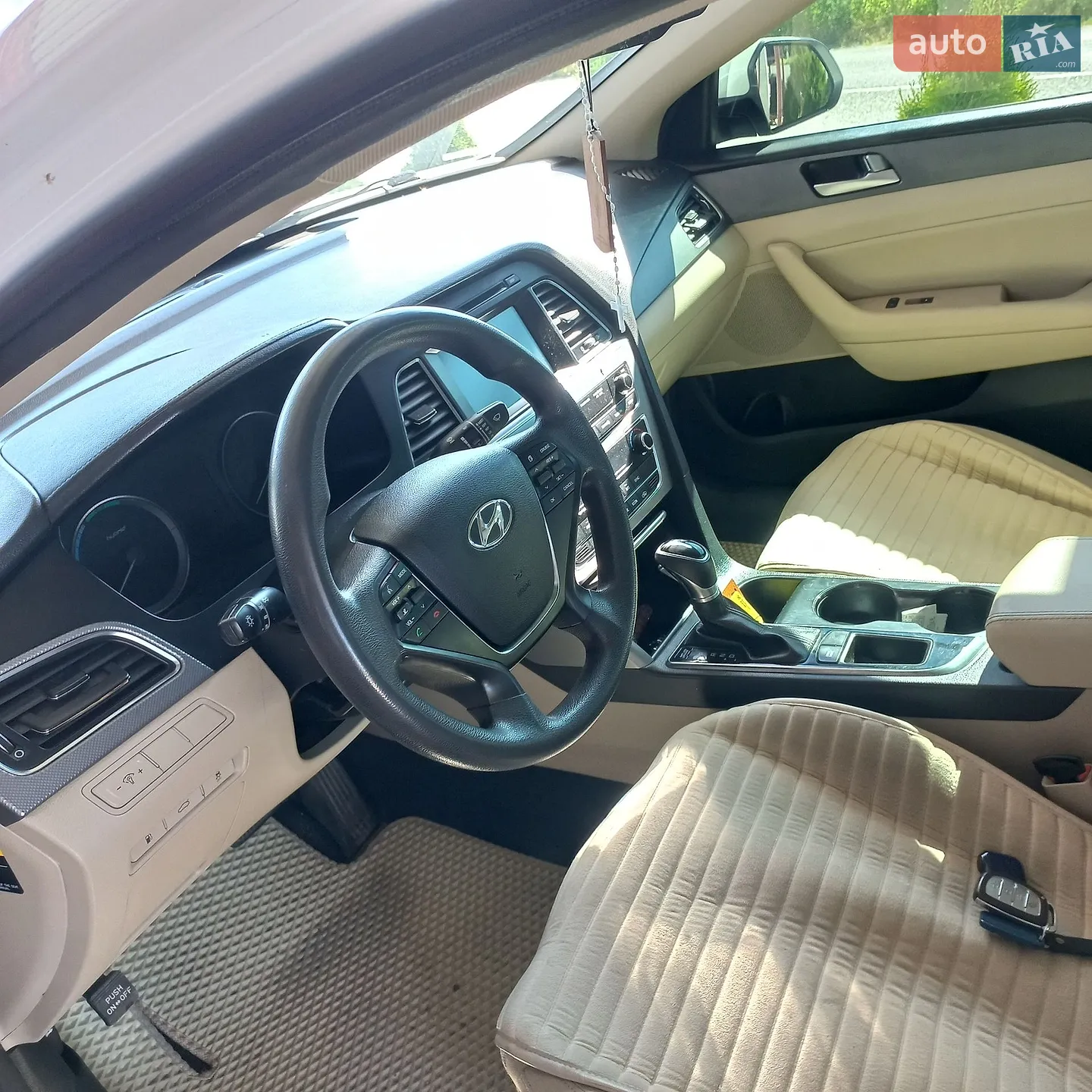 2016 Hyundai Sonata - мініатюра 21