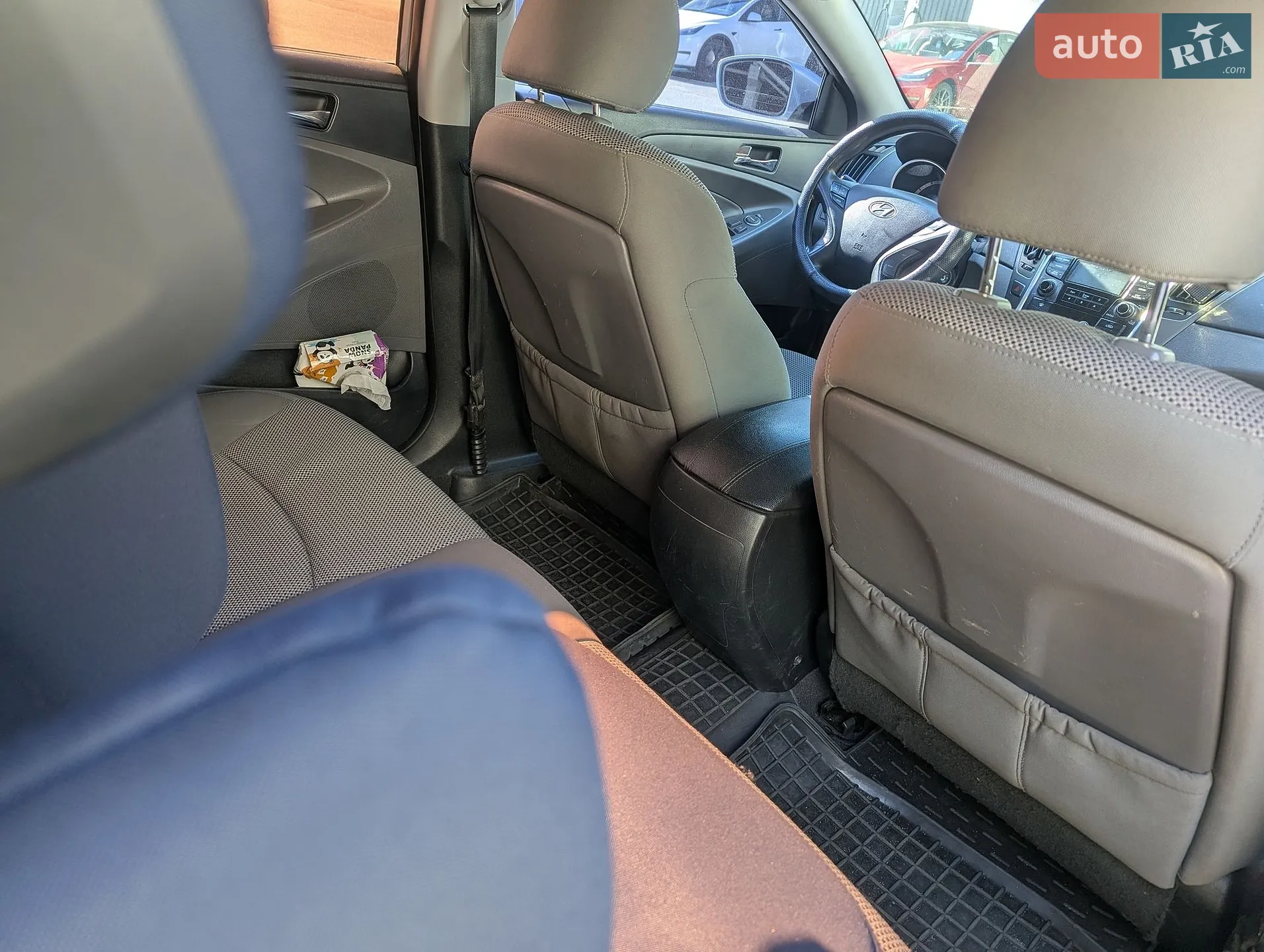 2011 Hyundai Sonata - мініатюра 10