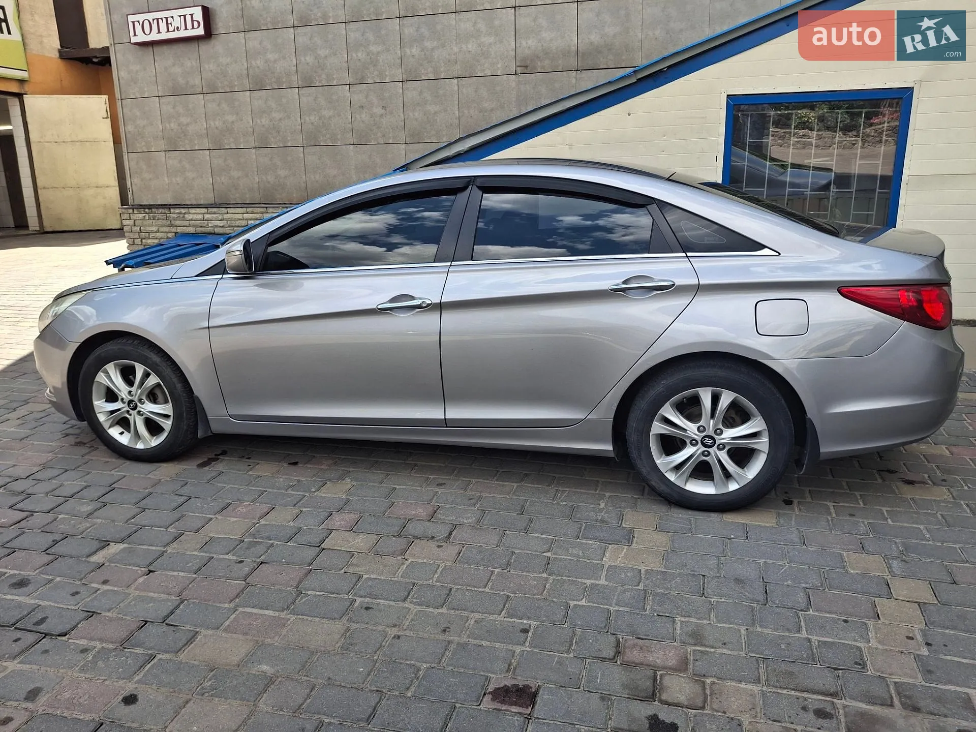 2011 Hyundai Sonata - мініатюра 15