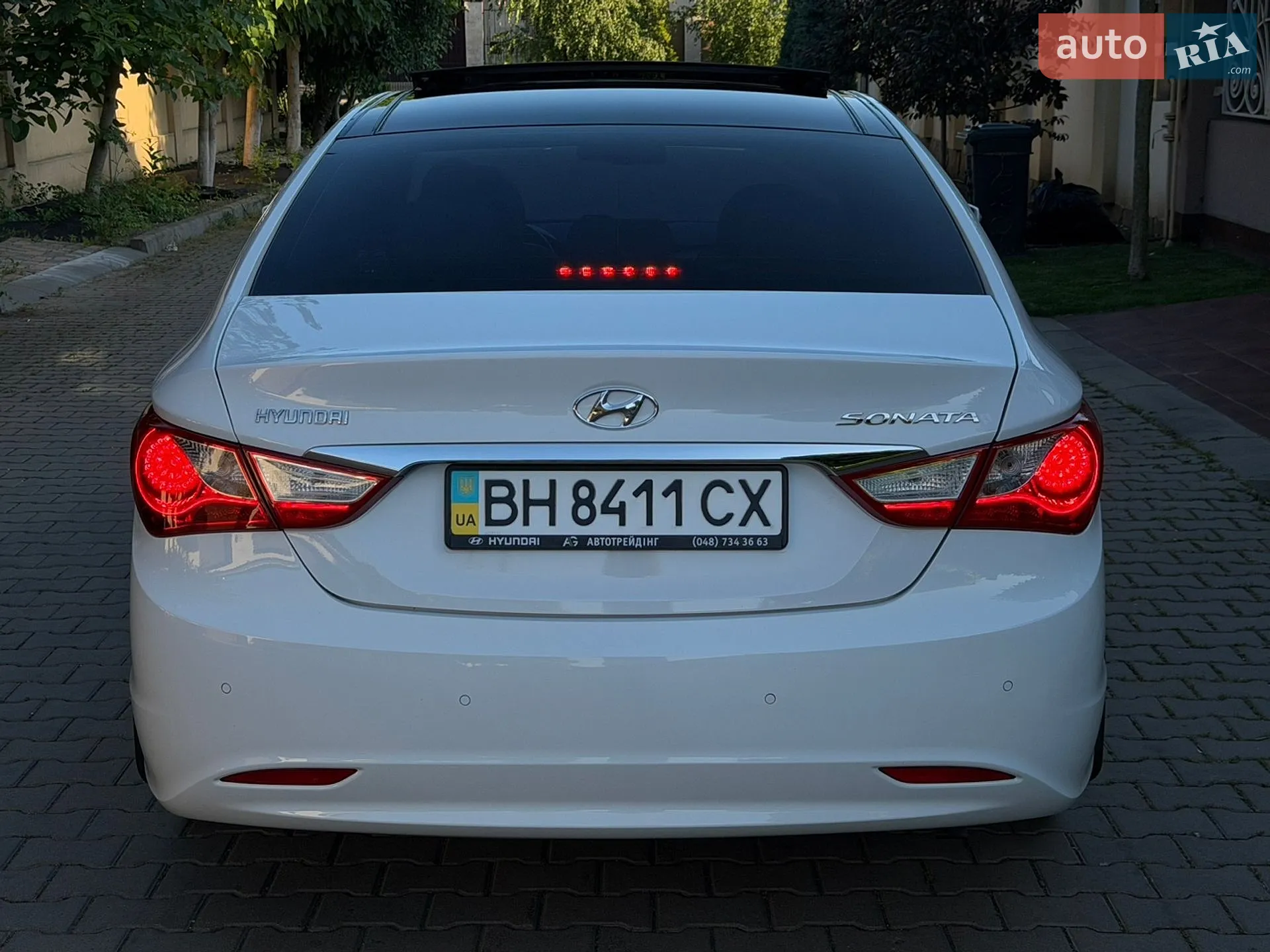 2010 Hyundai Sonata - мініатюра 19
