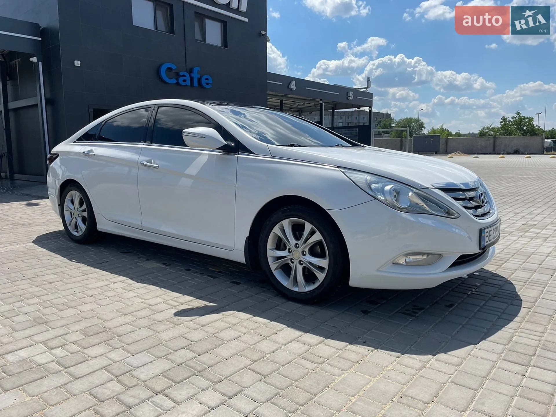 2010 Hyundai Sonata - мініатюра 3