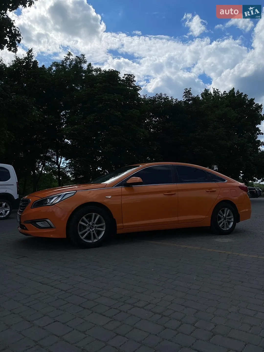 Hyundai Sonata 2015 VIN KMHE341DBFA099699 фото оголошення 3 з 12