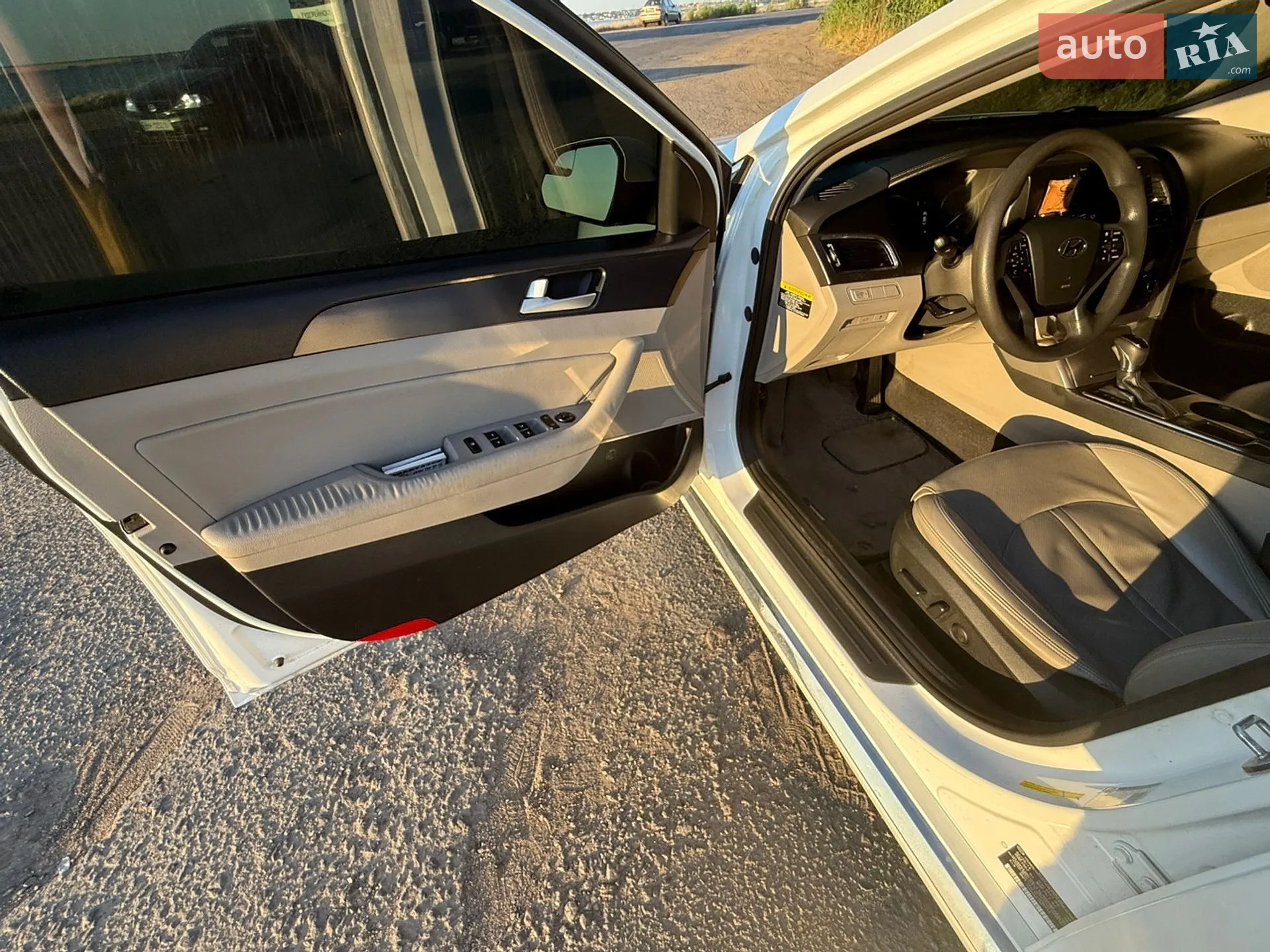 2014 Hyundai Sonata - мініатюра 27
