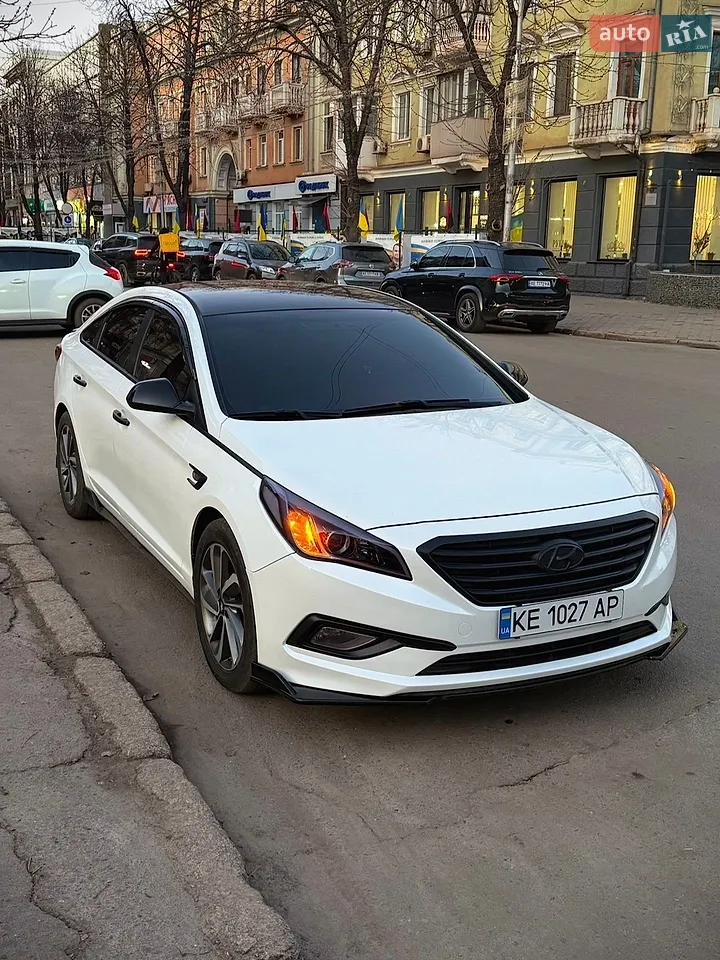 2016 Hyundai Sonata - мініатюра 10