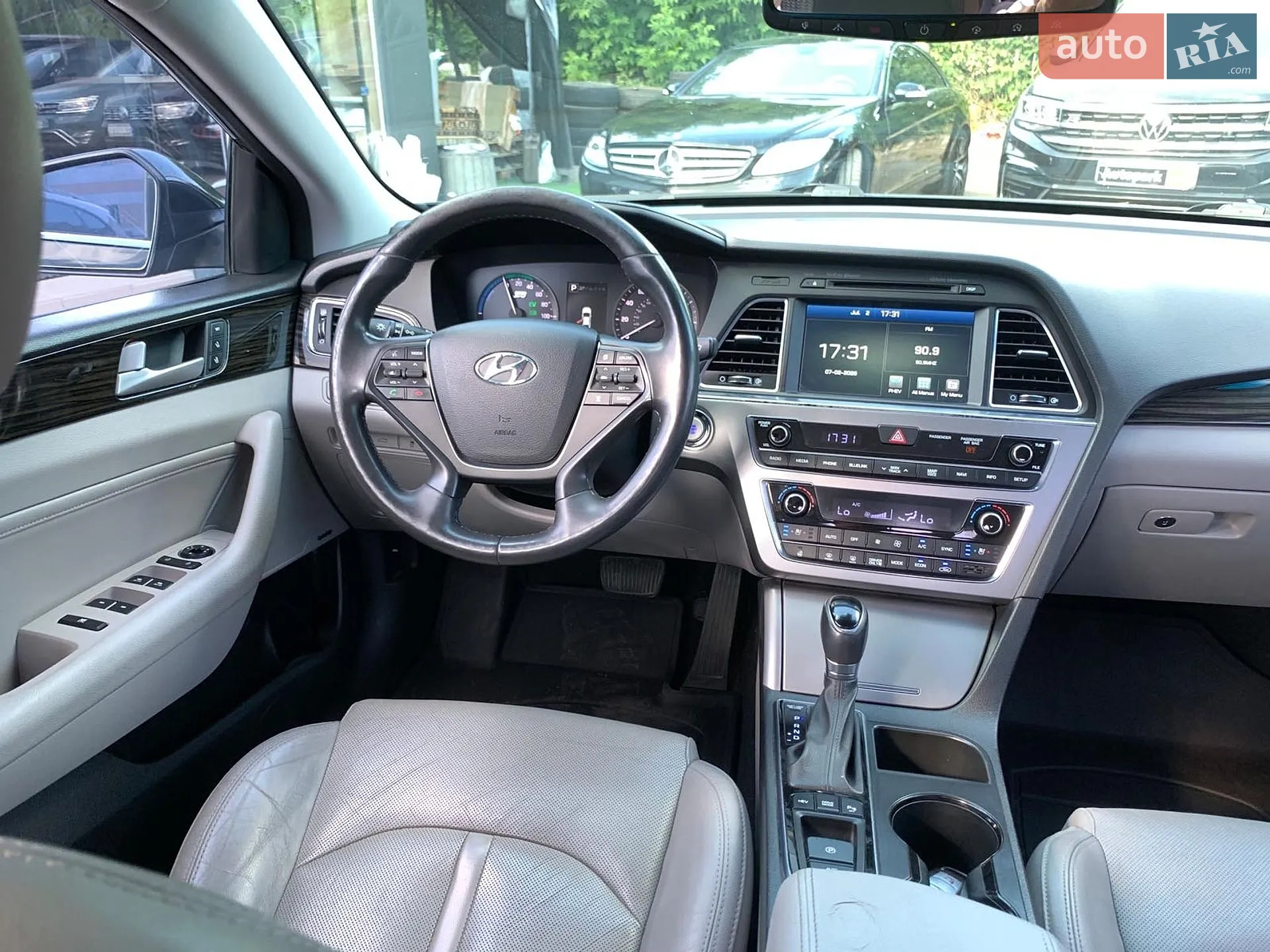 2015 Hyundai Sonata - мініатюра 29