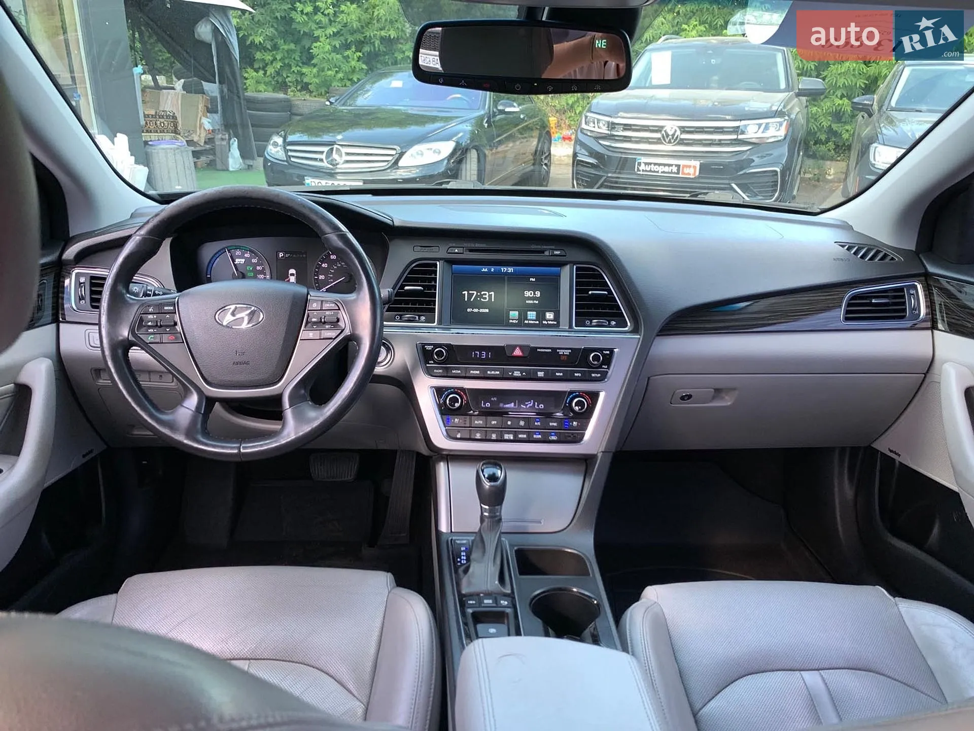 2015 Hyundai Sonata - мініатюра 31