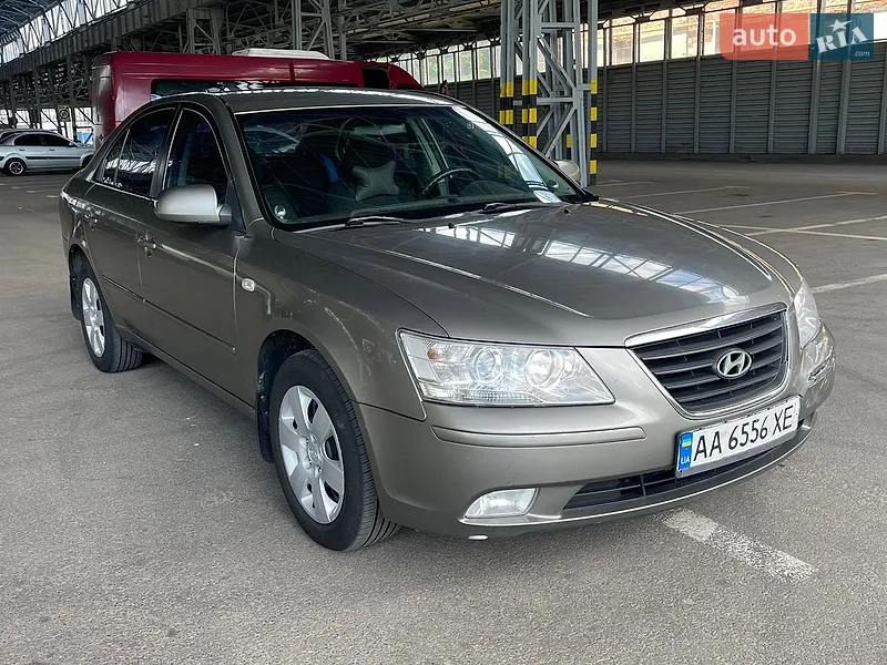 Hyundai Sonata