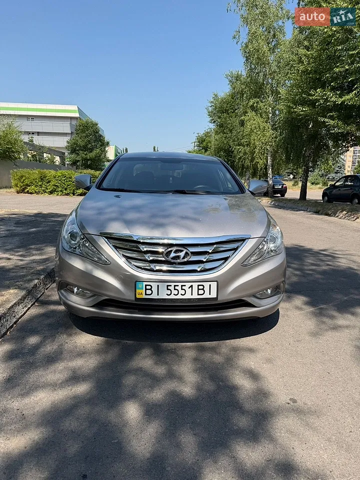 2010 Hyundai Sonata - мініатюра 26
