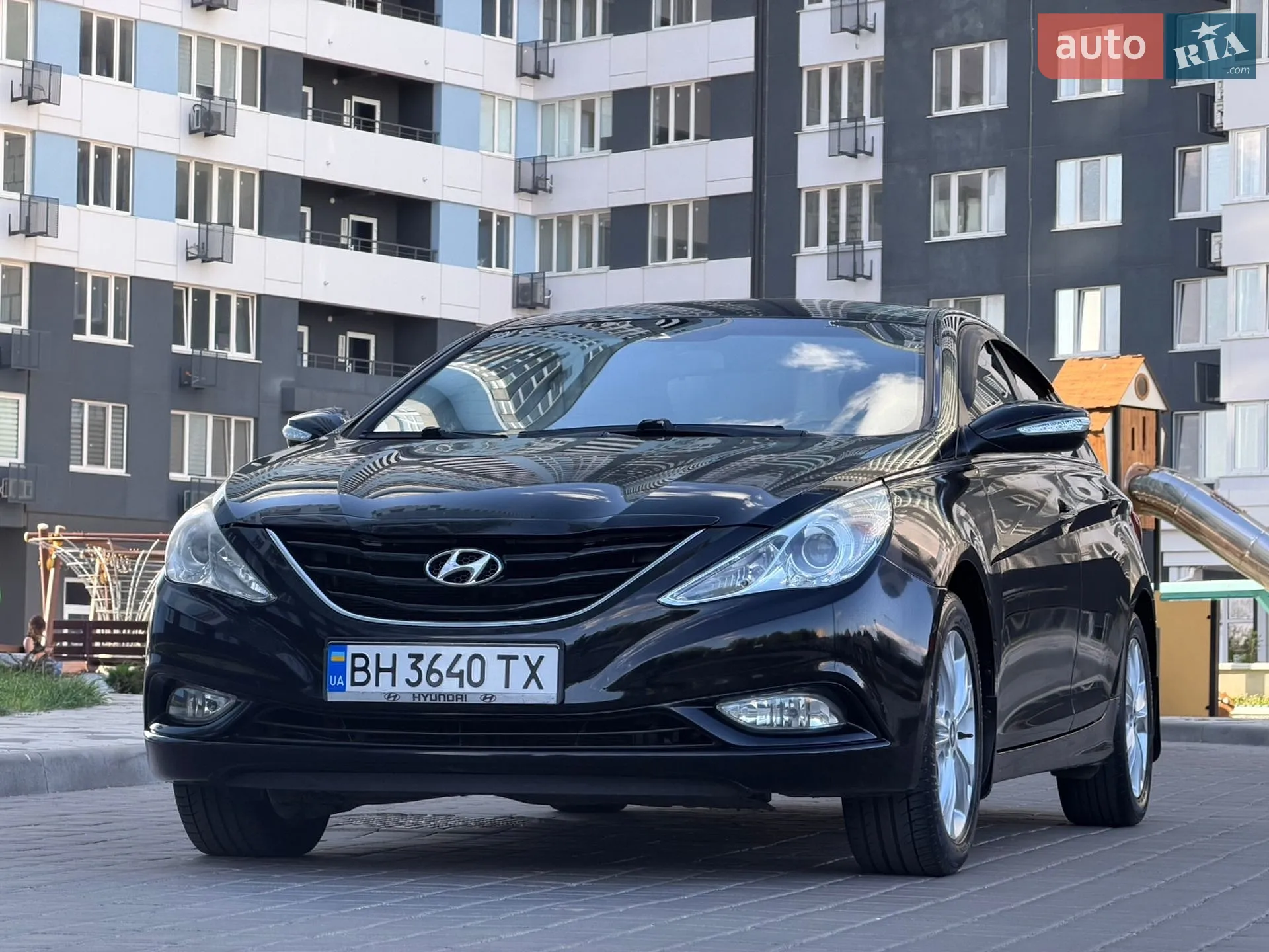 2010 Hyundai Sonata - мініатюра 4