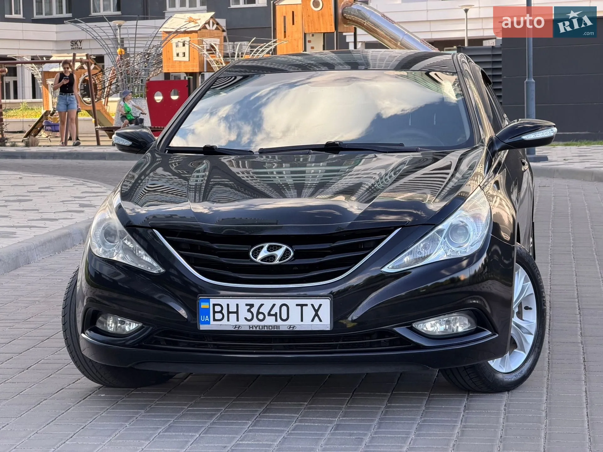 2010 Hyundai Sonata - мініатюра 17