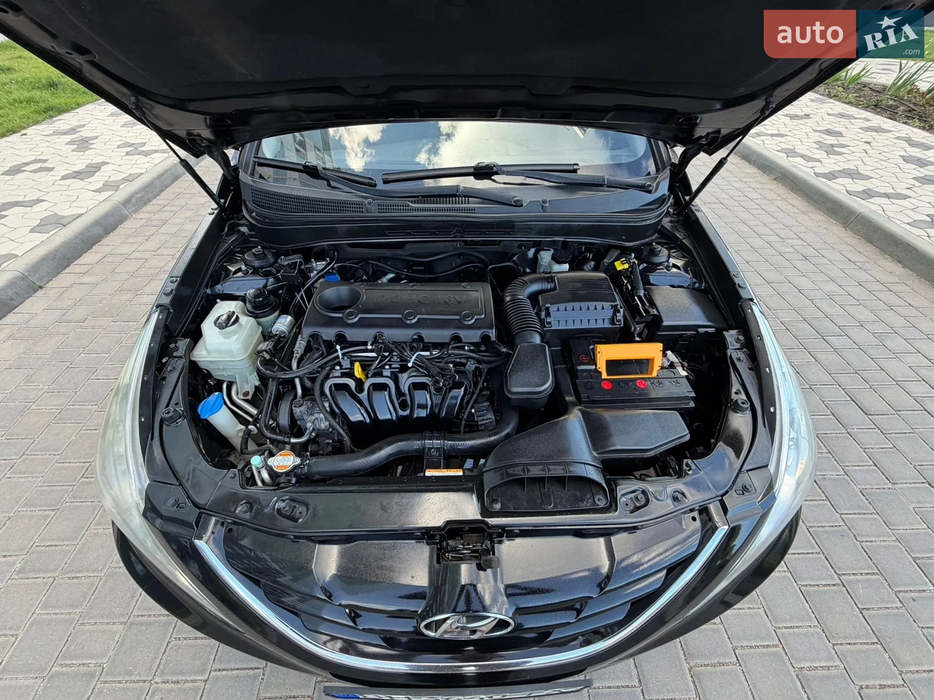 2010 Hyundai Sonata - мініатюра 81