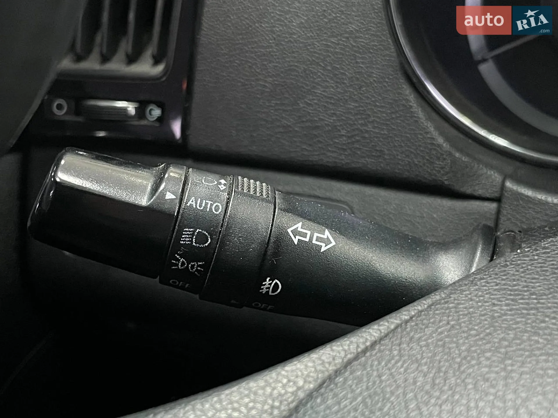 2010 Hyundai Sonata - мініатюра 19