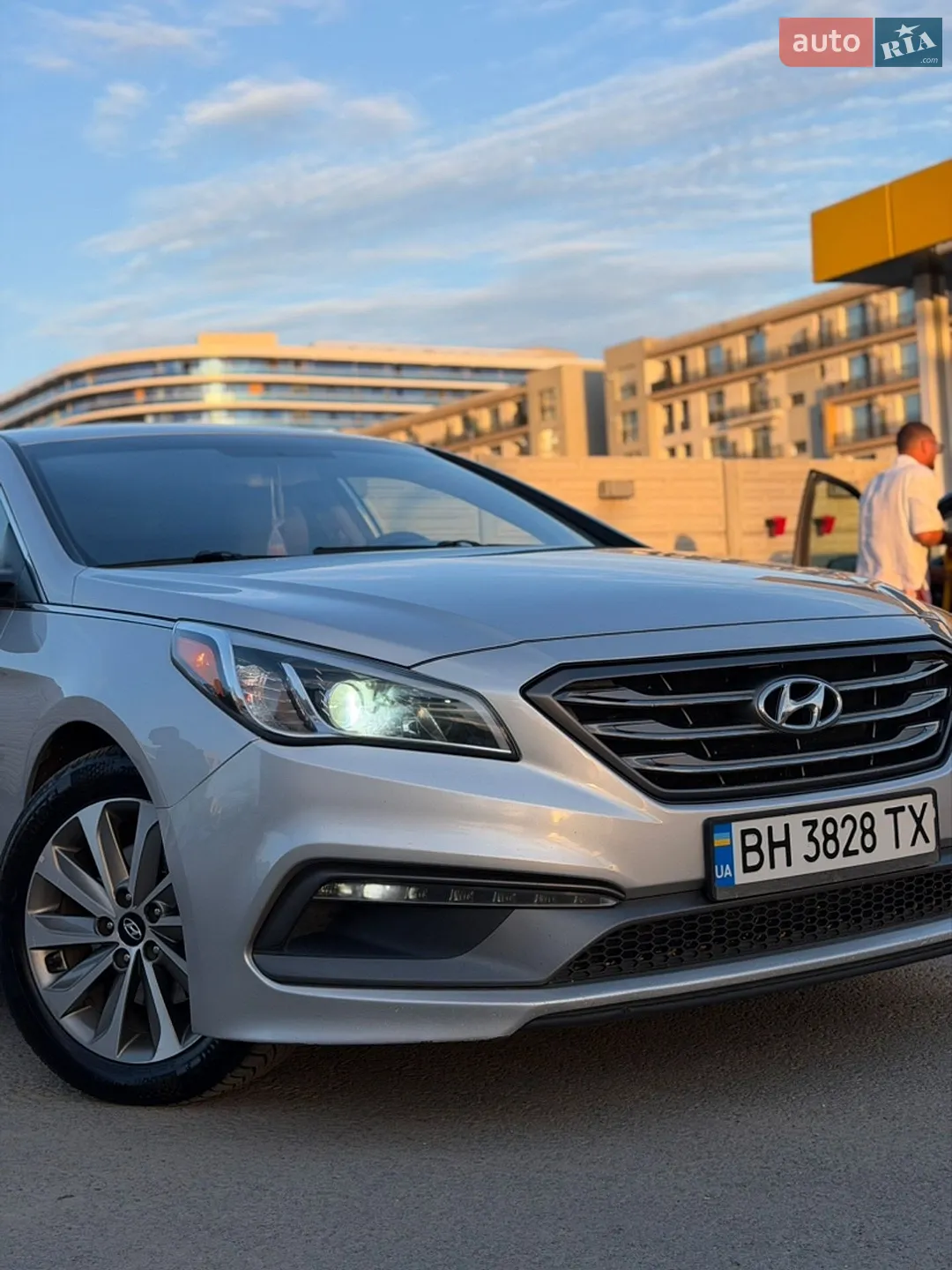 2017 Hyundai Sonata - мініатюра 2