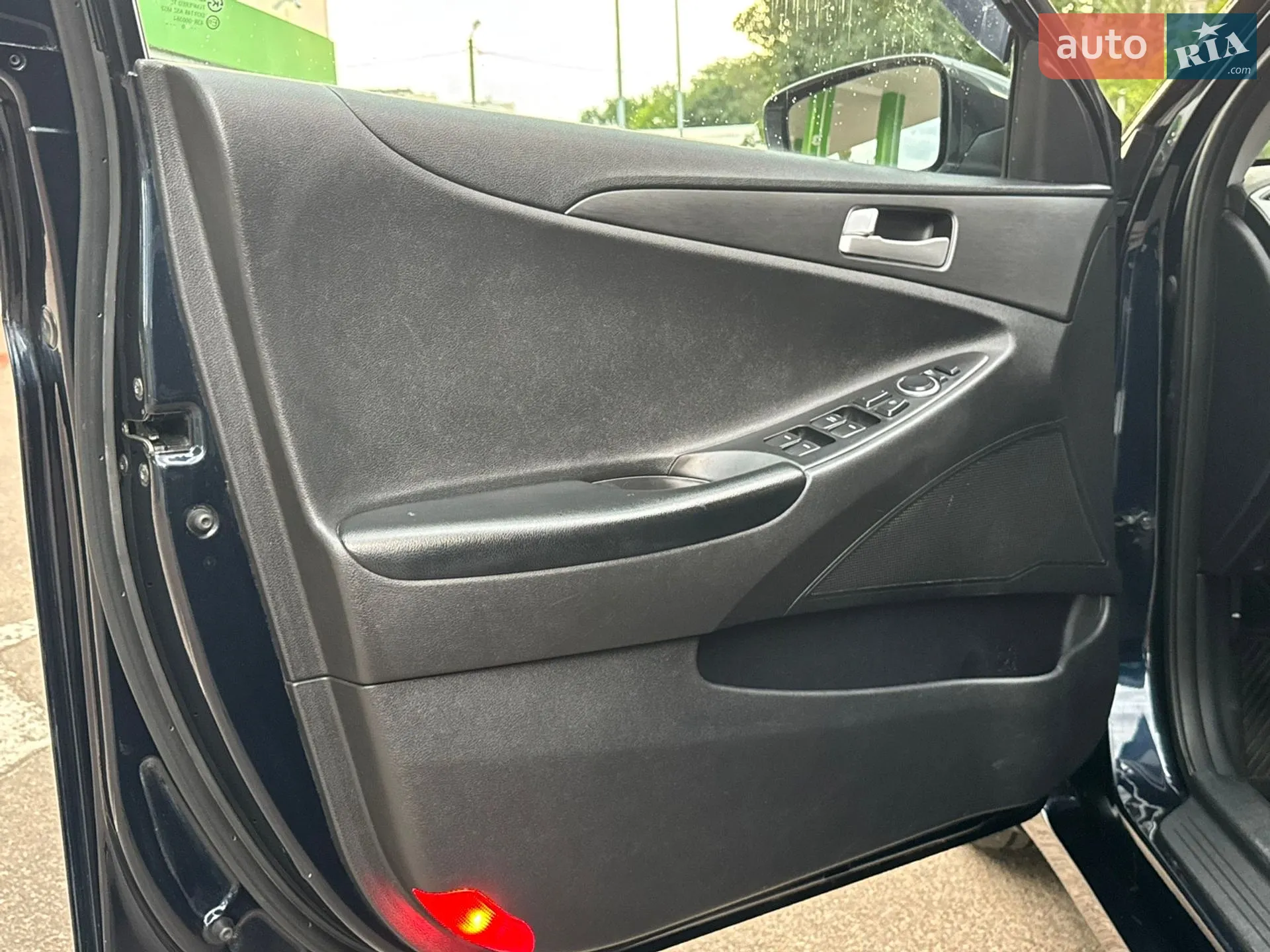 2010 Hyundai Sonata - мініатюра 15
