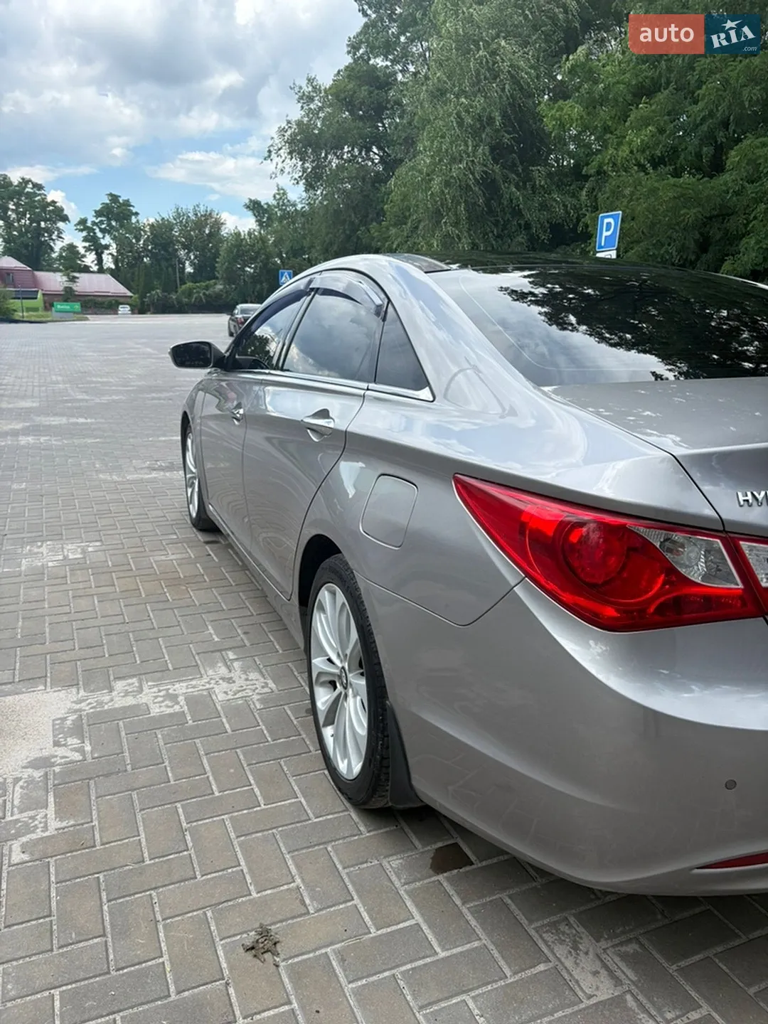 2010 Hyundai Sonata - мініатюра 7