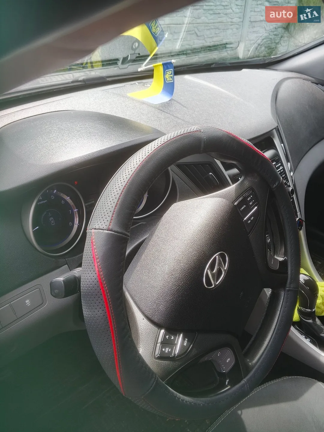 2010 Hyundai Sonata - мініатюра 6