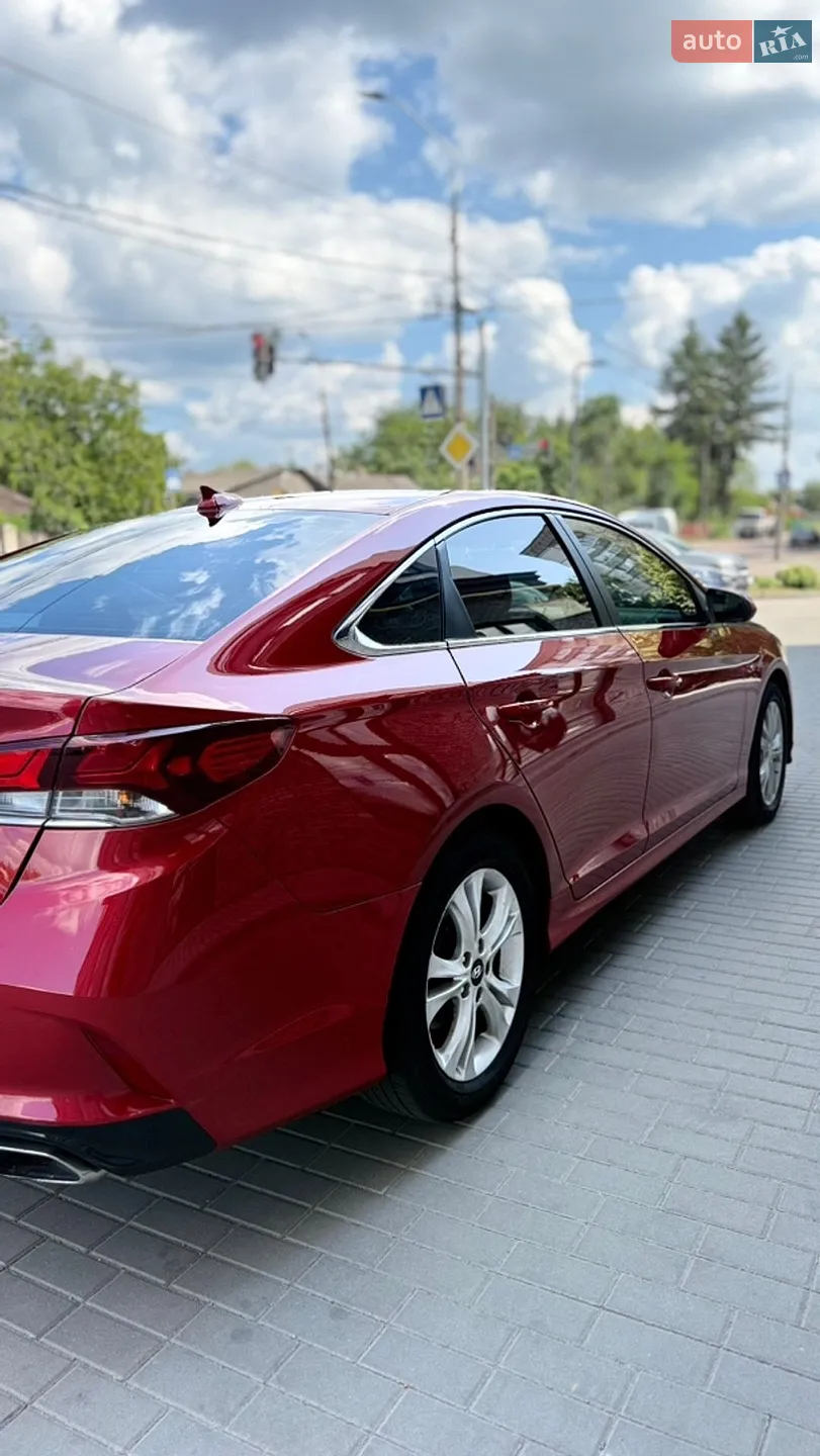 2017 Hyundai Sonata - мініатюра 12