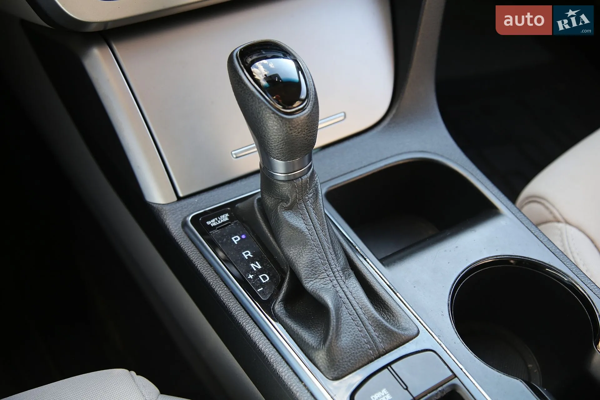2015 Hyundai Sonata - мініатюра 18