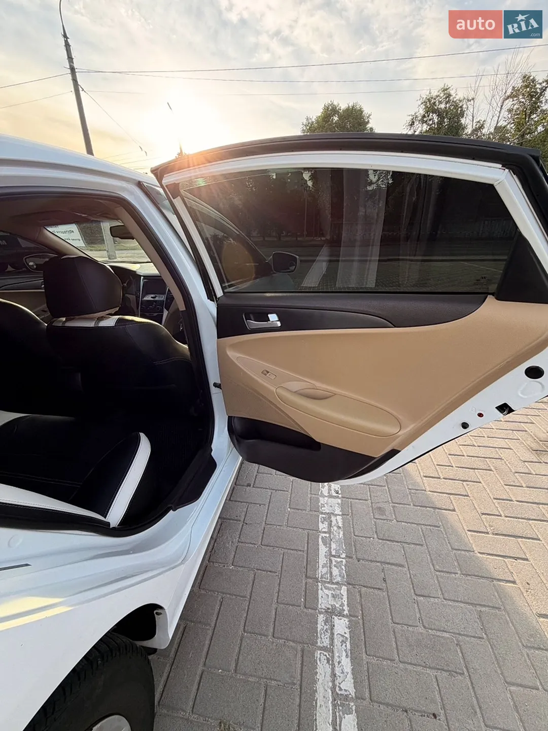 2012 Hyundai Sonata - мініатюра 11