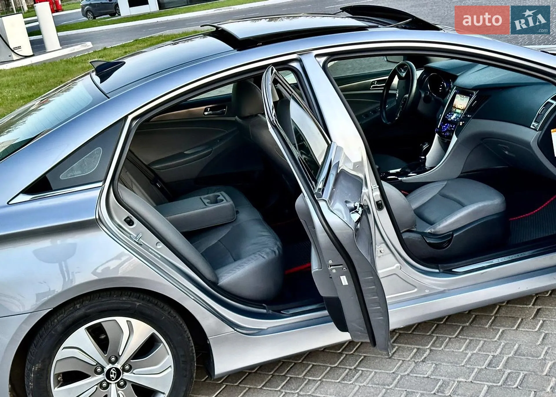 2014 Hyundai Sonata - мініатюра 19