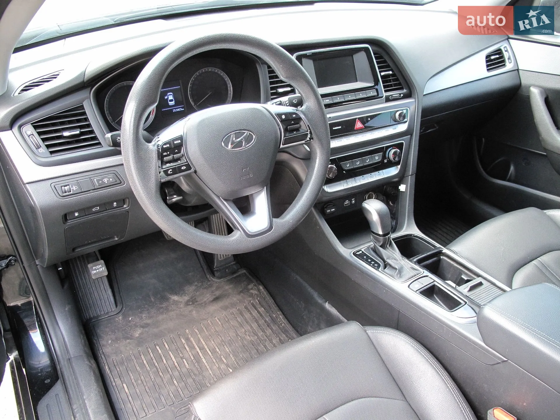 2017 Hyundai Sonata - мініатюра 18