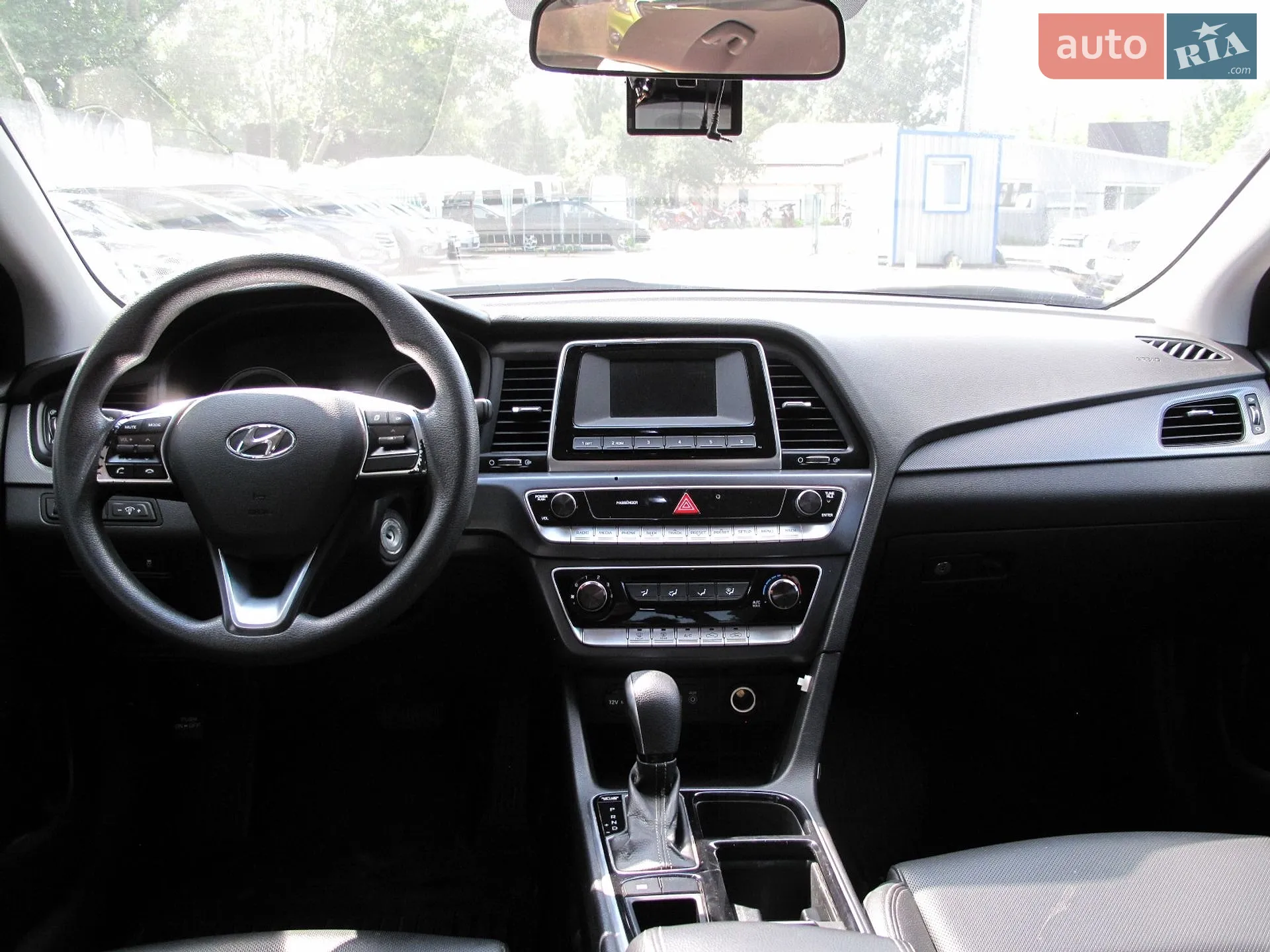 2017 Hyundai Sonata - мініатюра 24