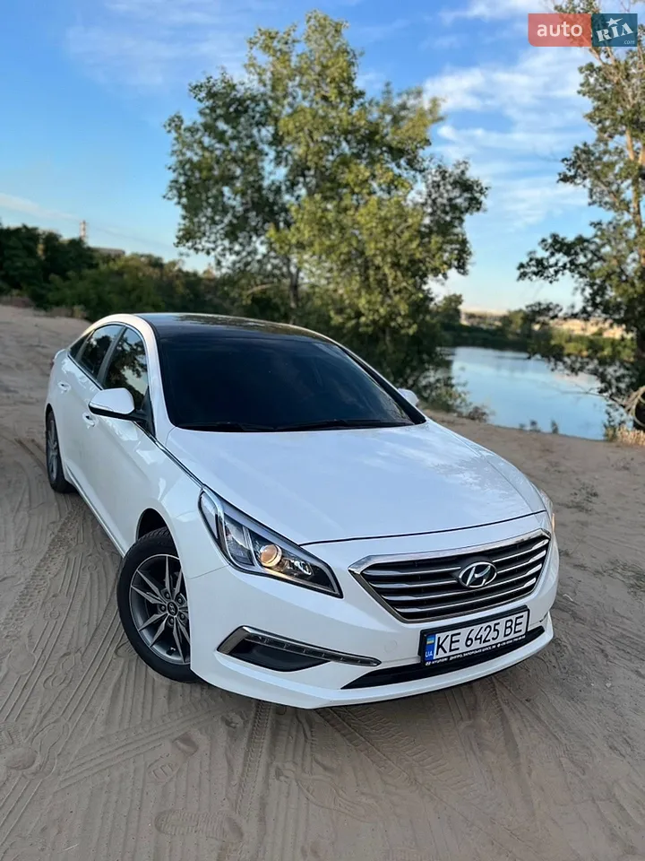 2017 Hyundai Sonata - мініатюра 24