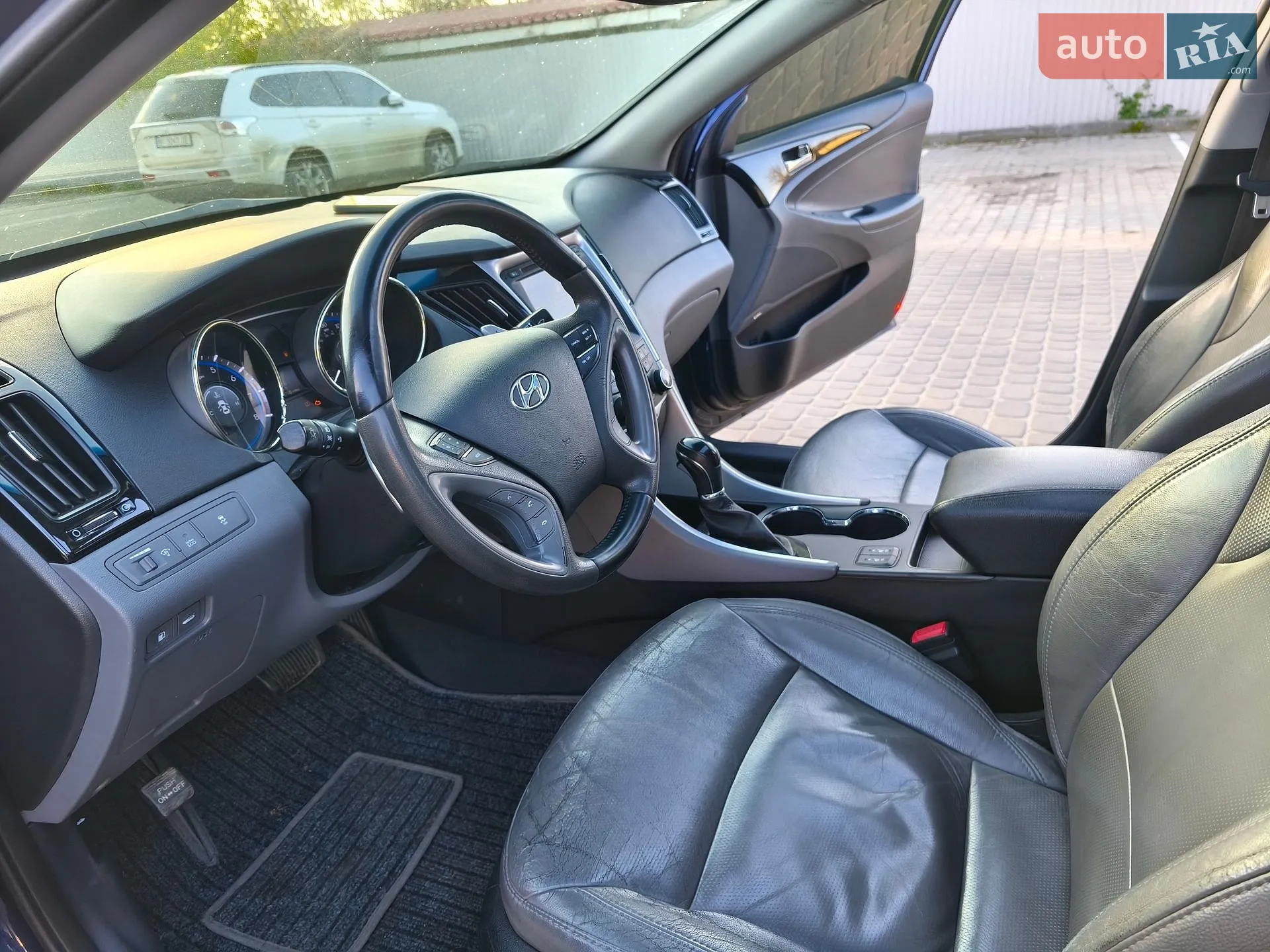2012 Hyundai Sonata - мініатюра 26