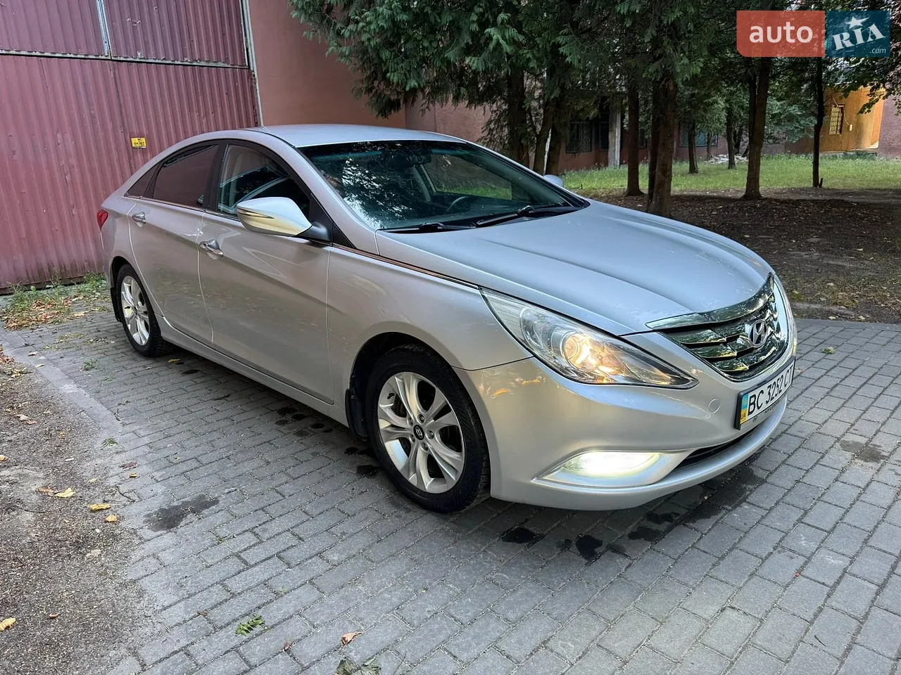 2011 Hyundai Sonata - мініатюра 27