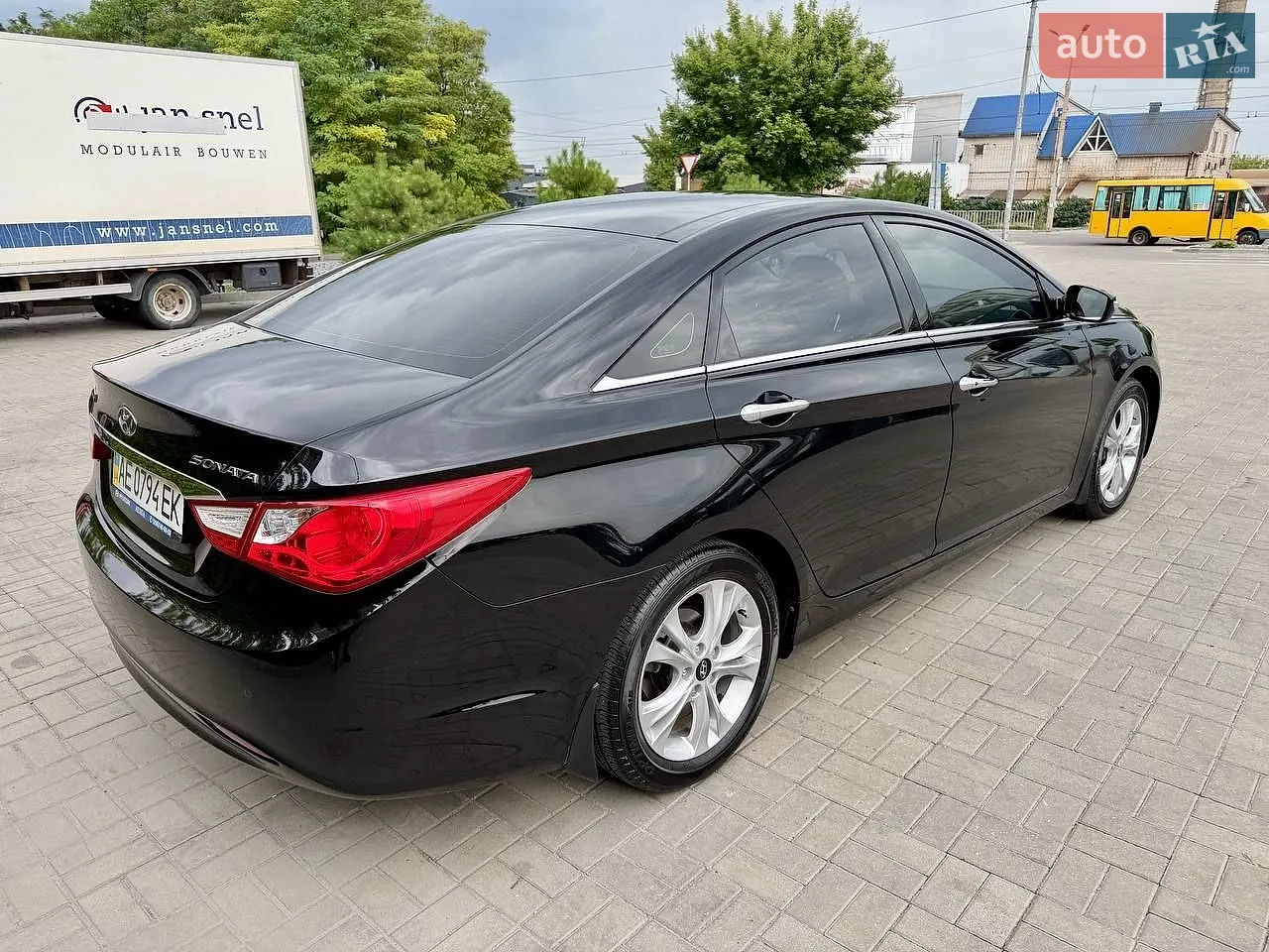 2010 Hyundai Sonata - мініатюра 7