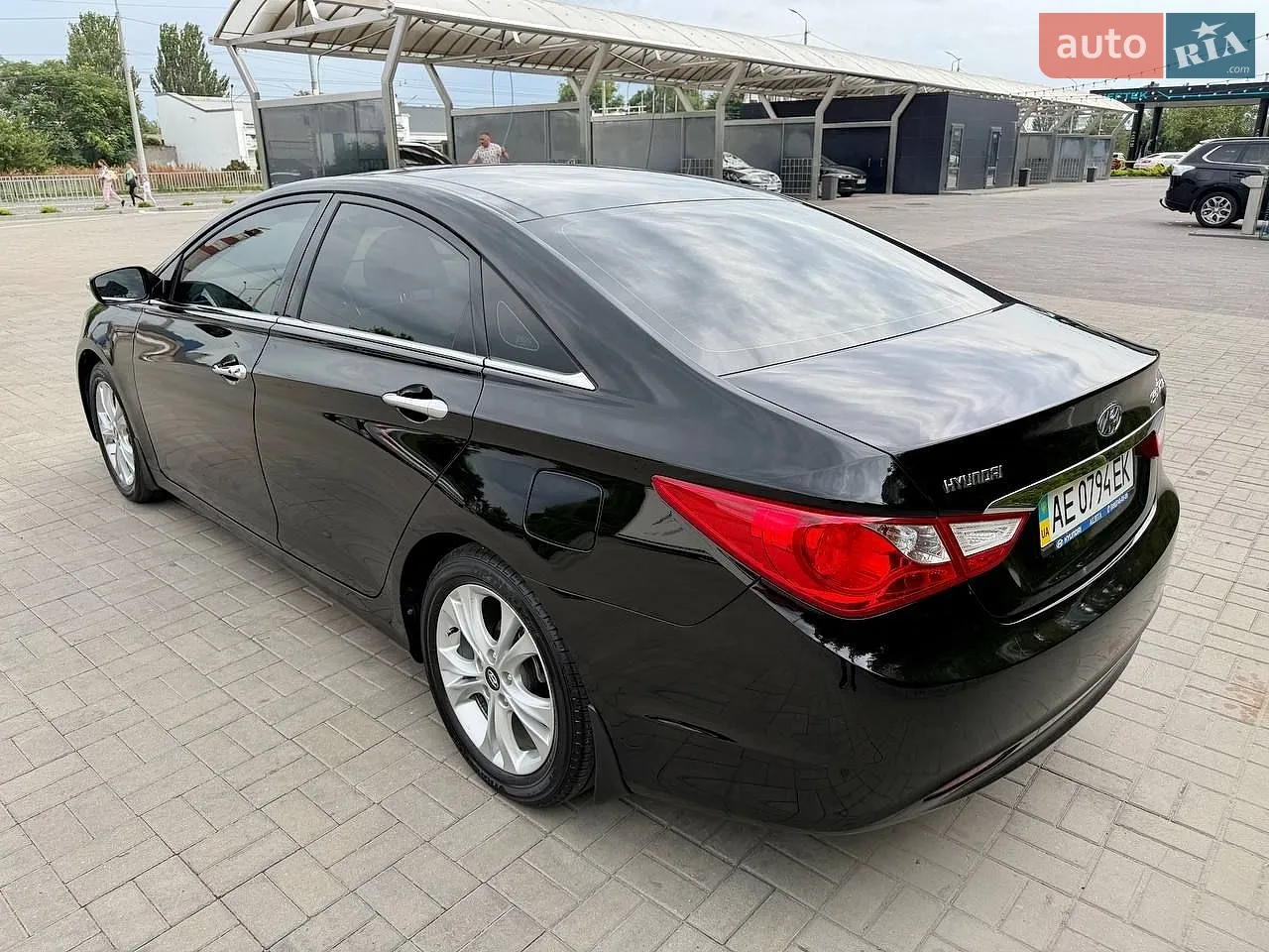 2010 Hyundai Sonata - мініатюра 8