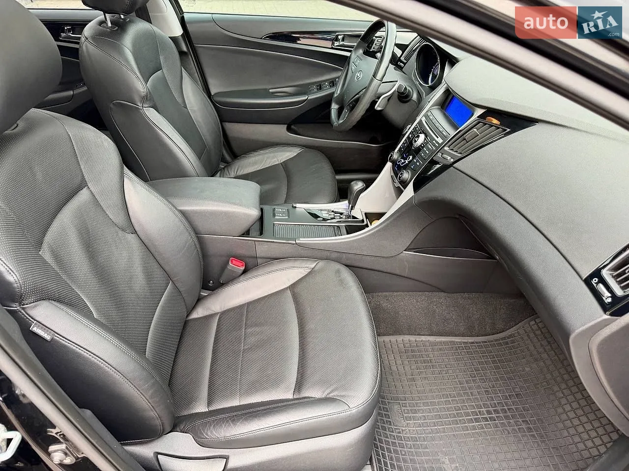 2010 Hyundai Sonata - мініатюра 19