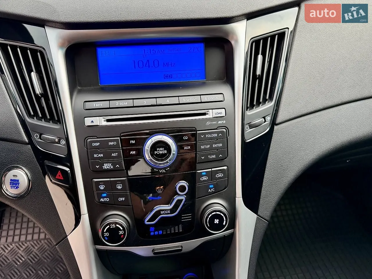 2010 Hyundai Sonata - мініатюра 21