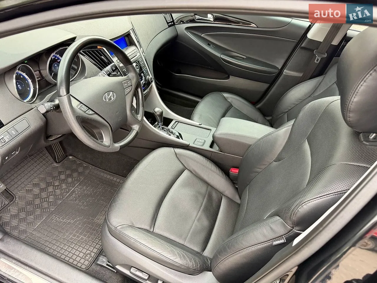 2010 Hyundai Sonata - мініатюра 10
