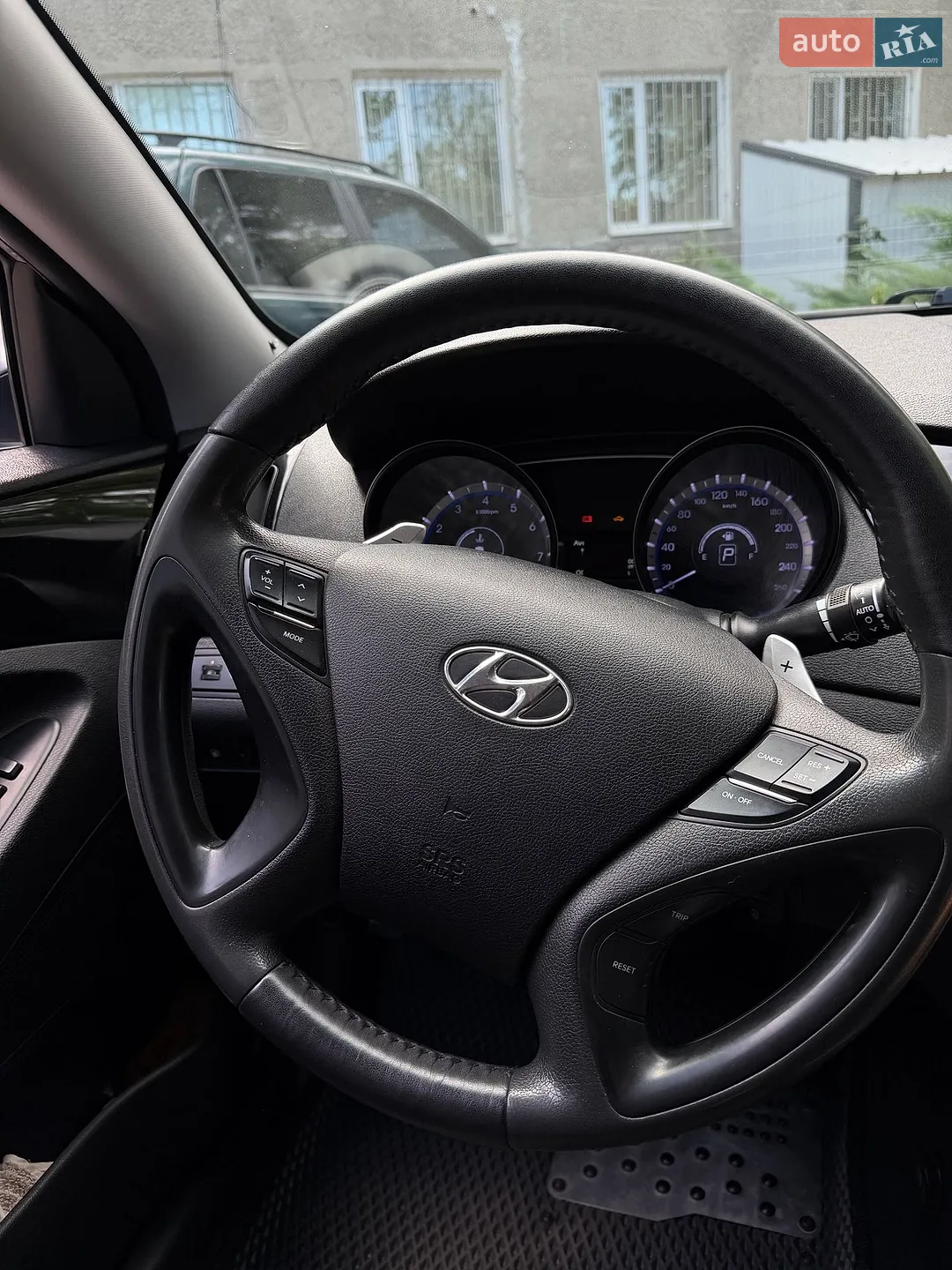 2010 Hyundai Sonata - мініатюра 22