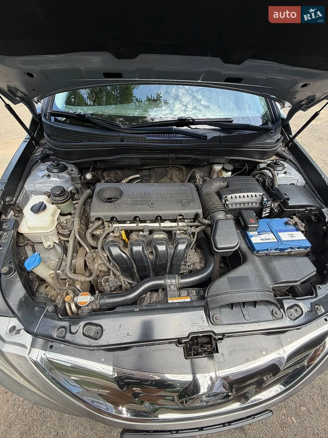 2010 Hyundai Sonata - мініатюра 27