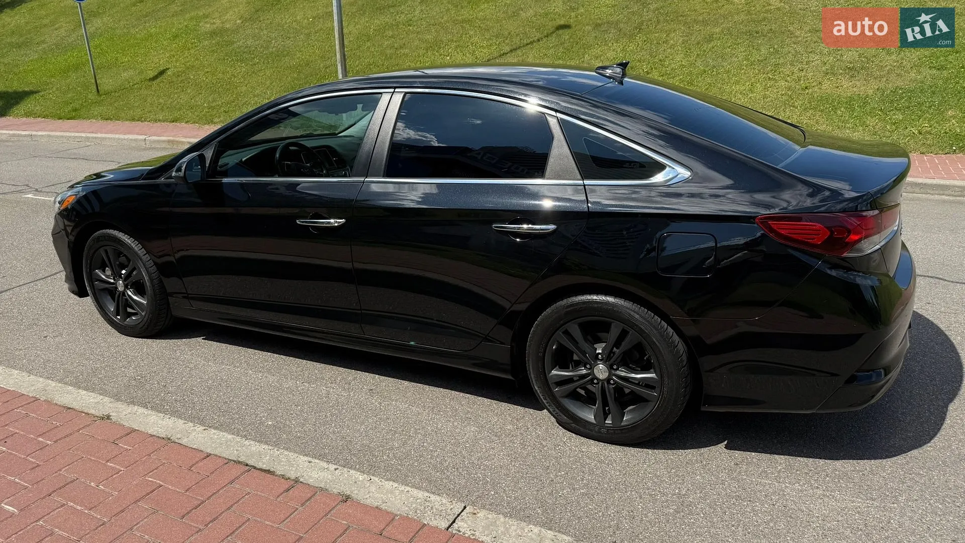 2017 Hyundai Sonata - мініатюра 27