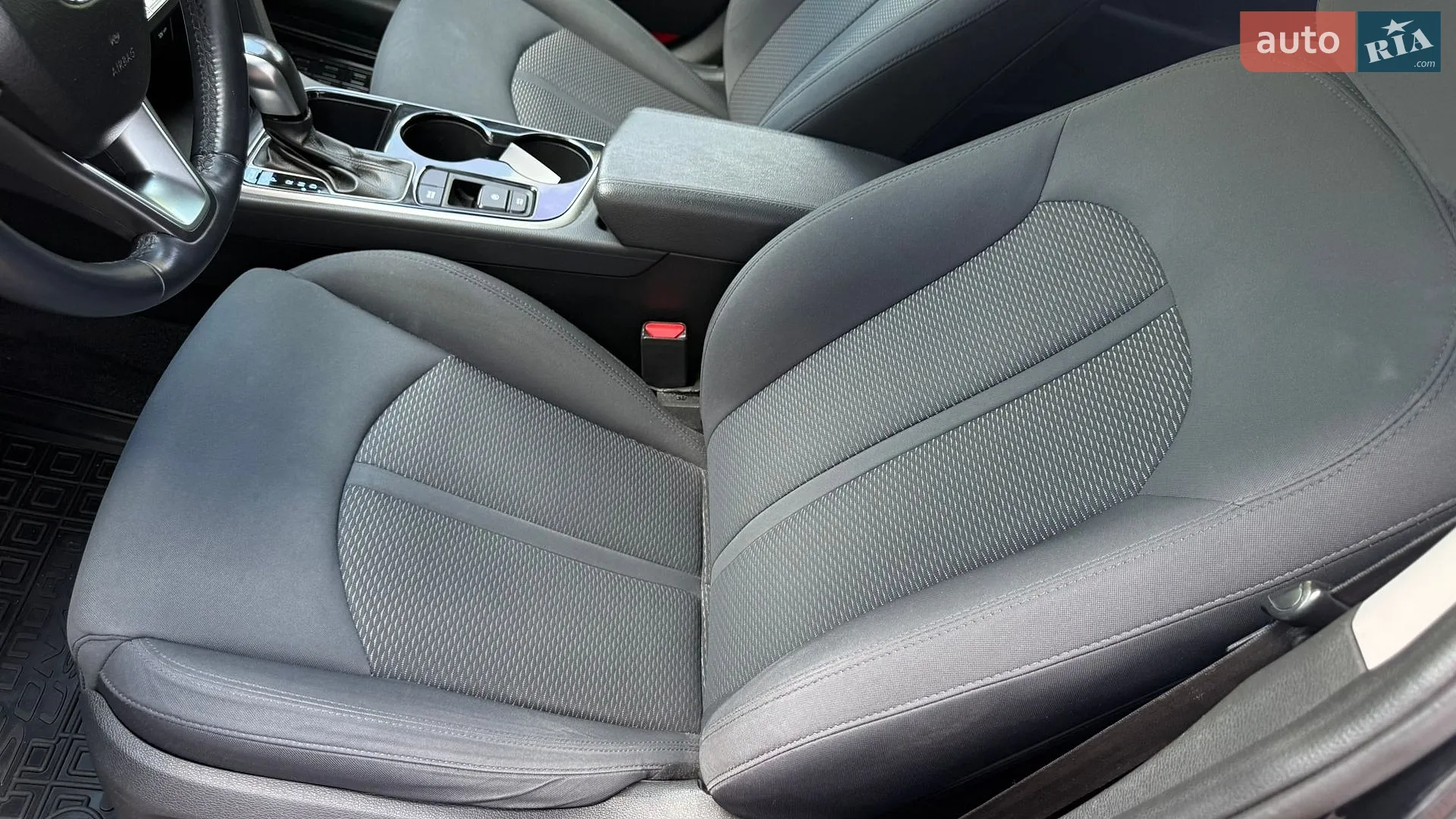 2017 Hyundai Sonata - мініатюра 37