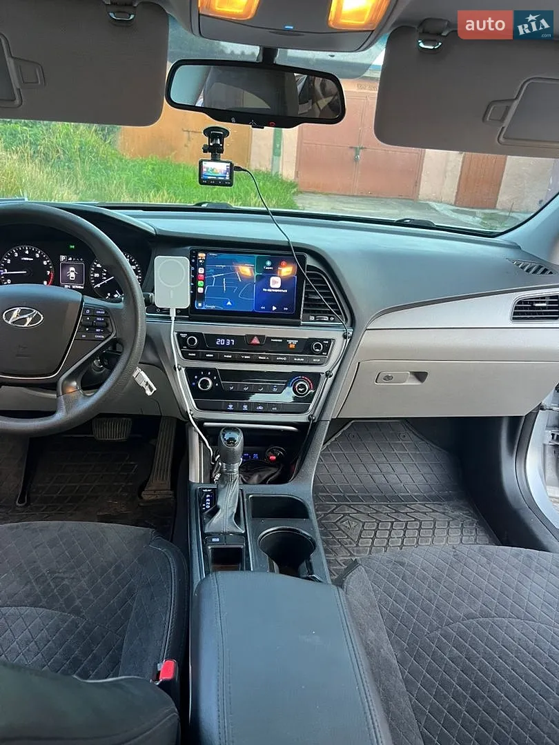 2016 Hyundai Sonata - мініатюра 9