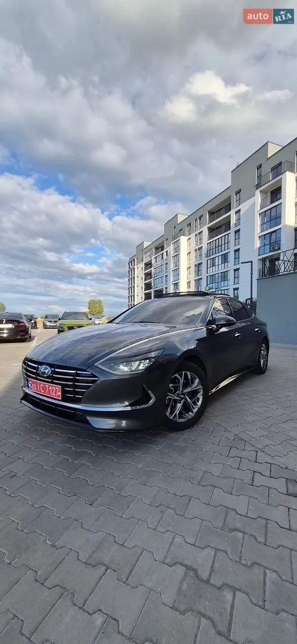 2020 Hyundai Sonata - мініатюра 12