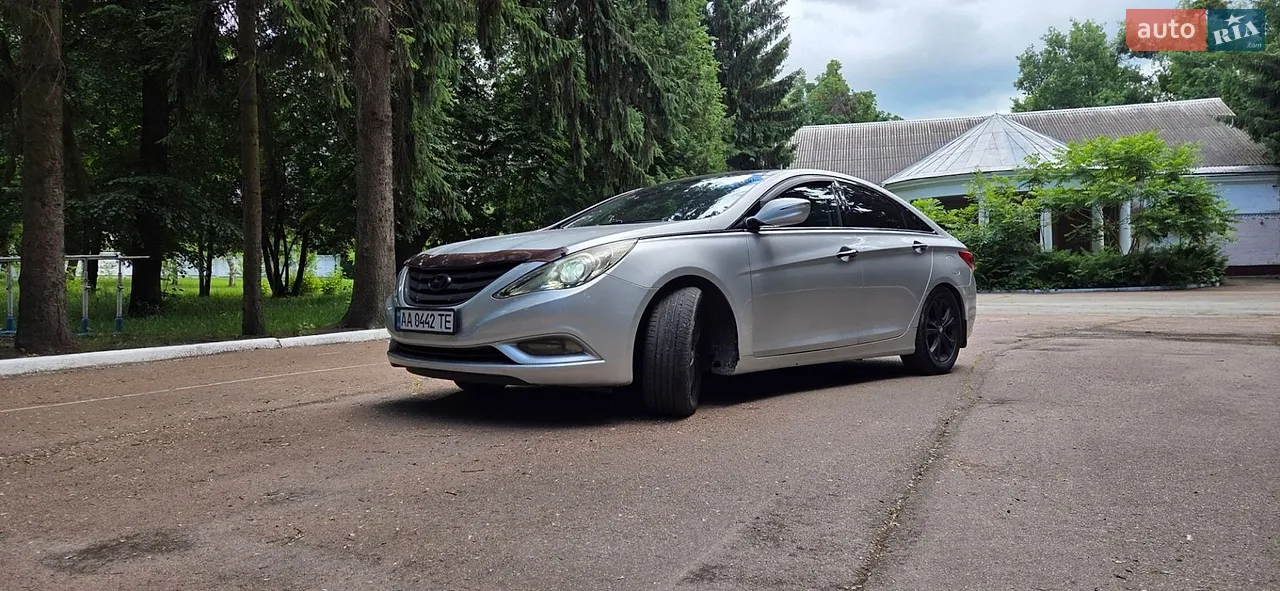 2011 Hyundai Sonata - мініатюра 11