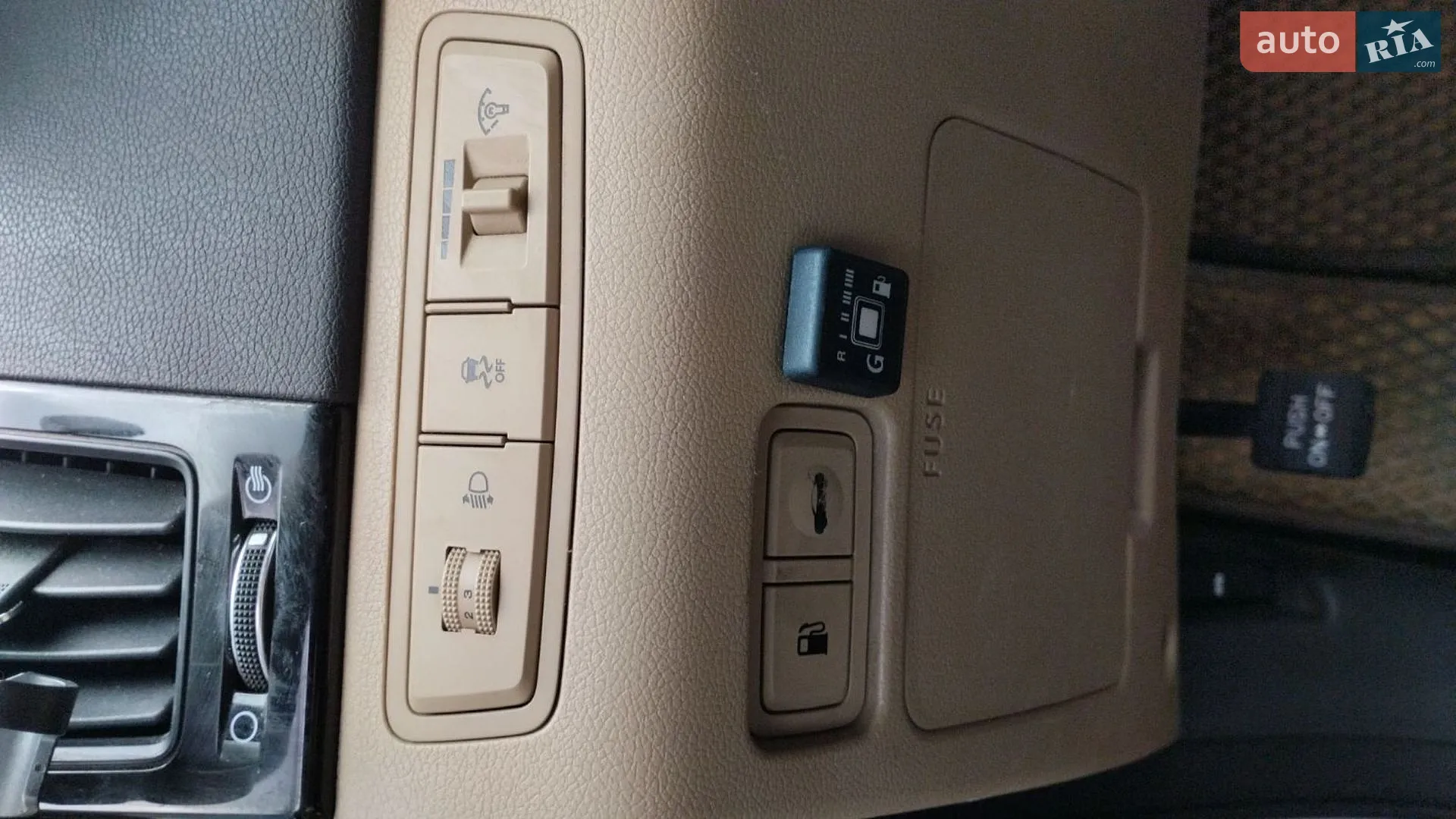 2010 Hyundai Sonata - мініатюра 13
