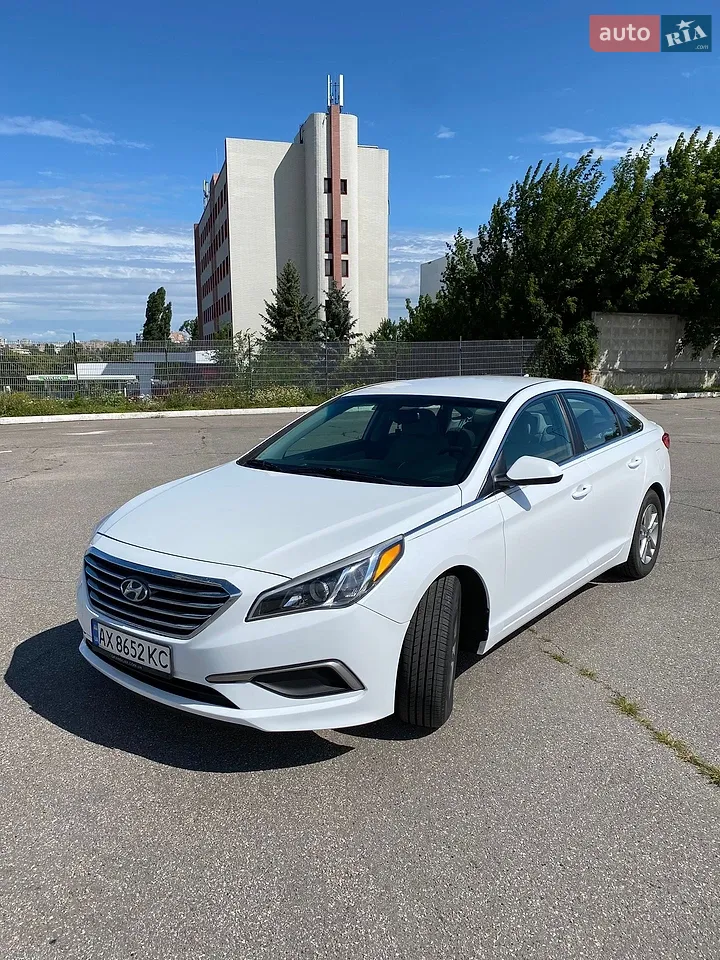 2015 Hyundai Sonata - мініатюра 16