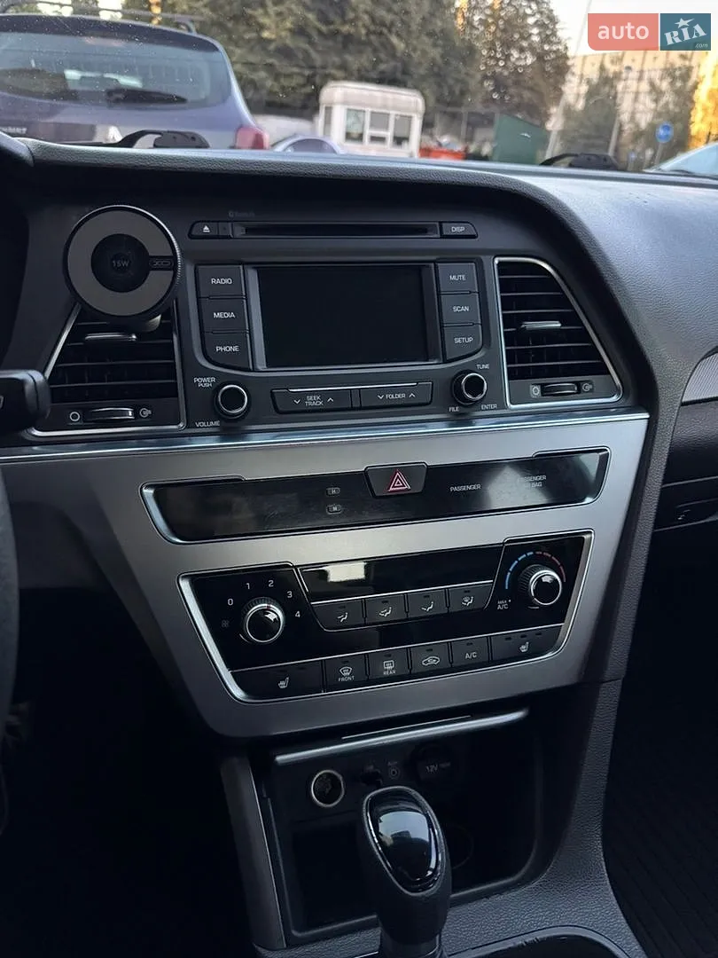 2015 Hyundai Sonata - мініатюра 7
