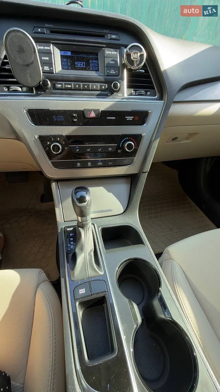 2015 Hyundai Sonata - мініатюра 13